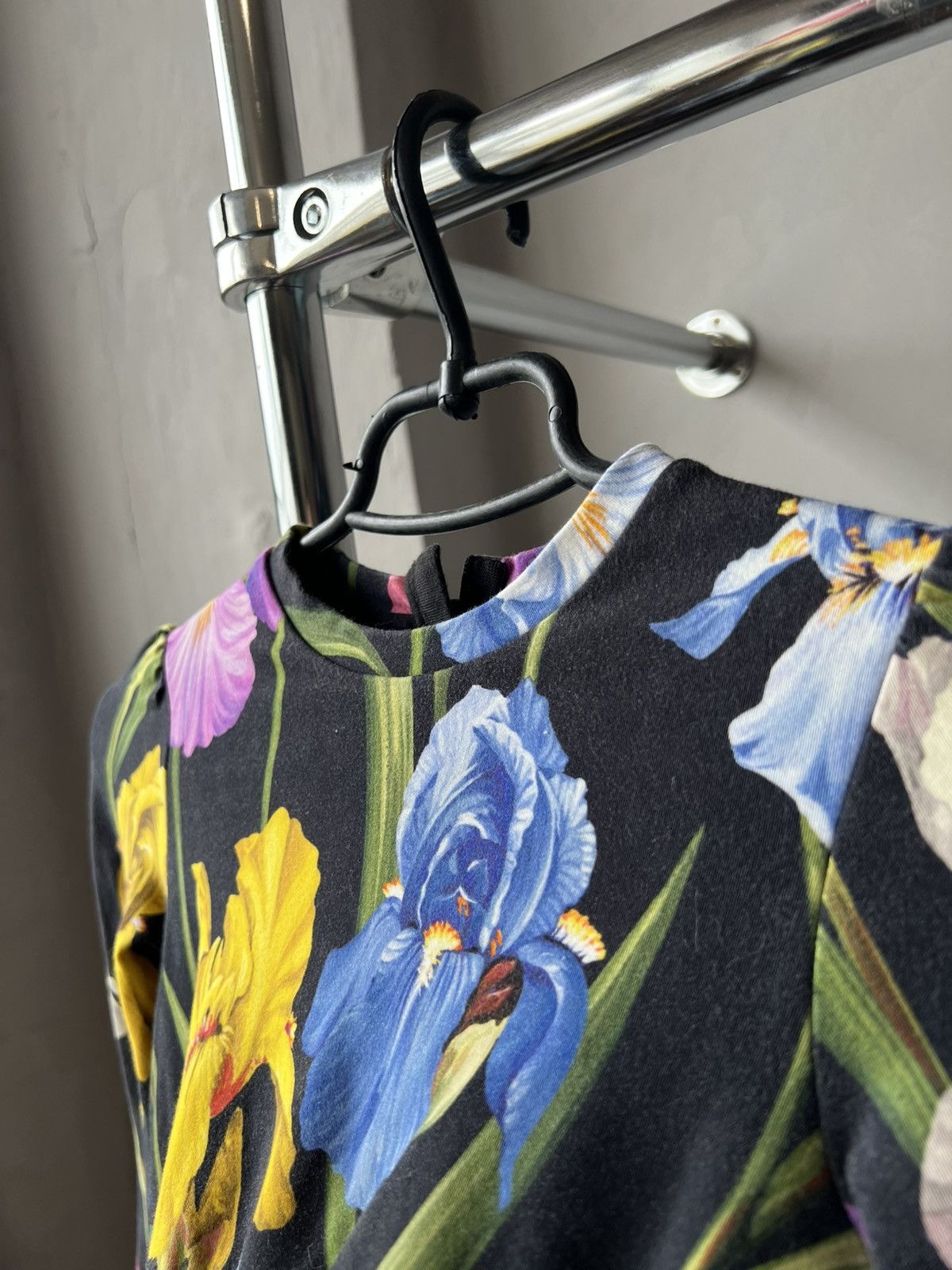 Dolce & Gabbana DOLCE & GABBANA GIRLS FLORAL IRIS DRESS 5 YEARS 107/113CM Size XXS / US 00 / IT 34 - 9 Thumbnail