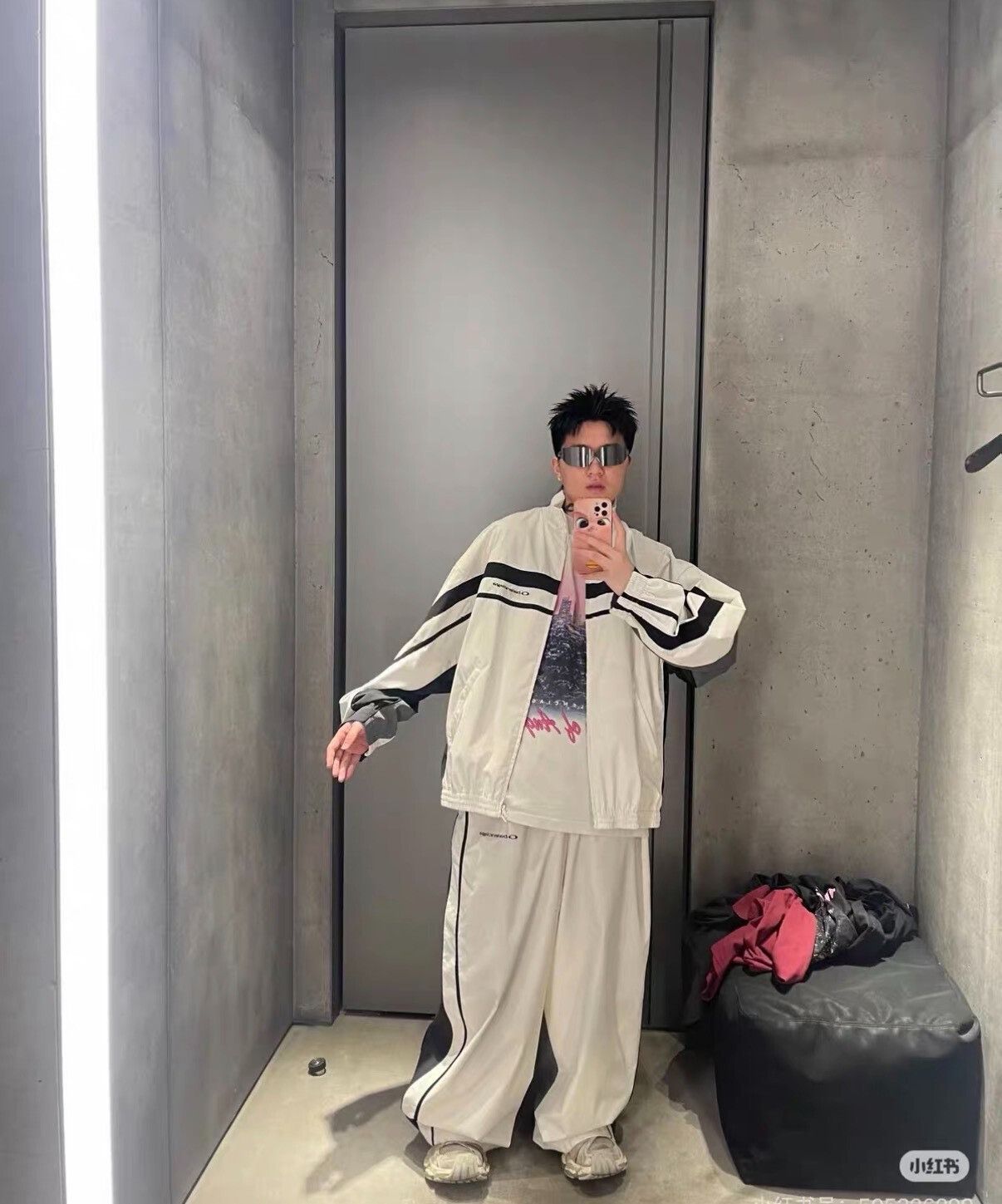 Balenciaga balenciaga 50/50 Tracksuit Pants White Gray Size US 34 / EU 50 - 6 Thumbnail