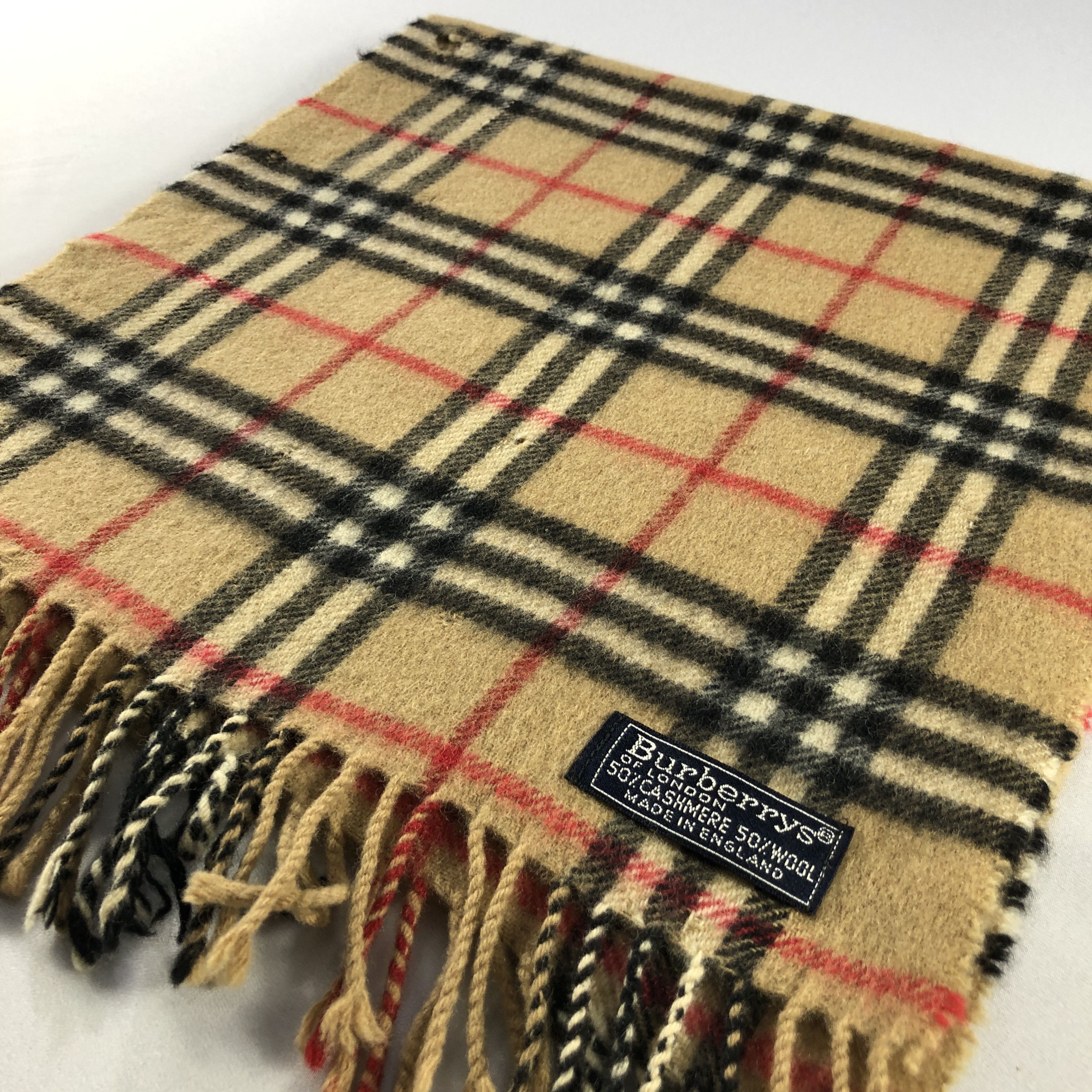 Burberry Burberrys Nova Check Tan Wool/Cashmere Scarf Muffler V2842 Size ONE SIZE - 4 Thumbnail