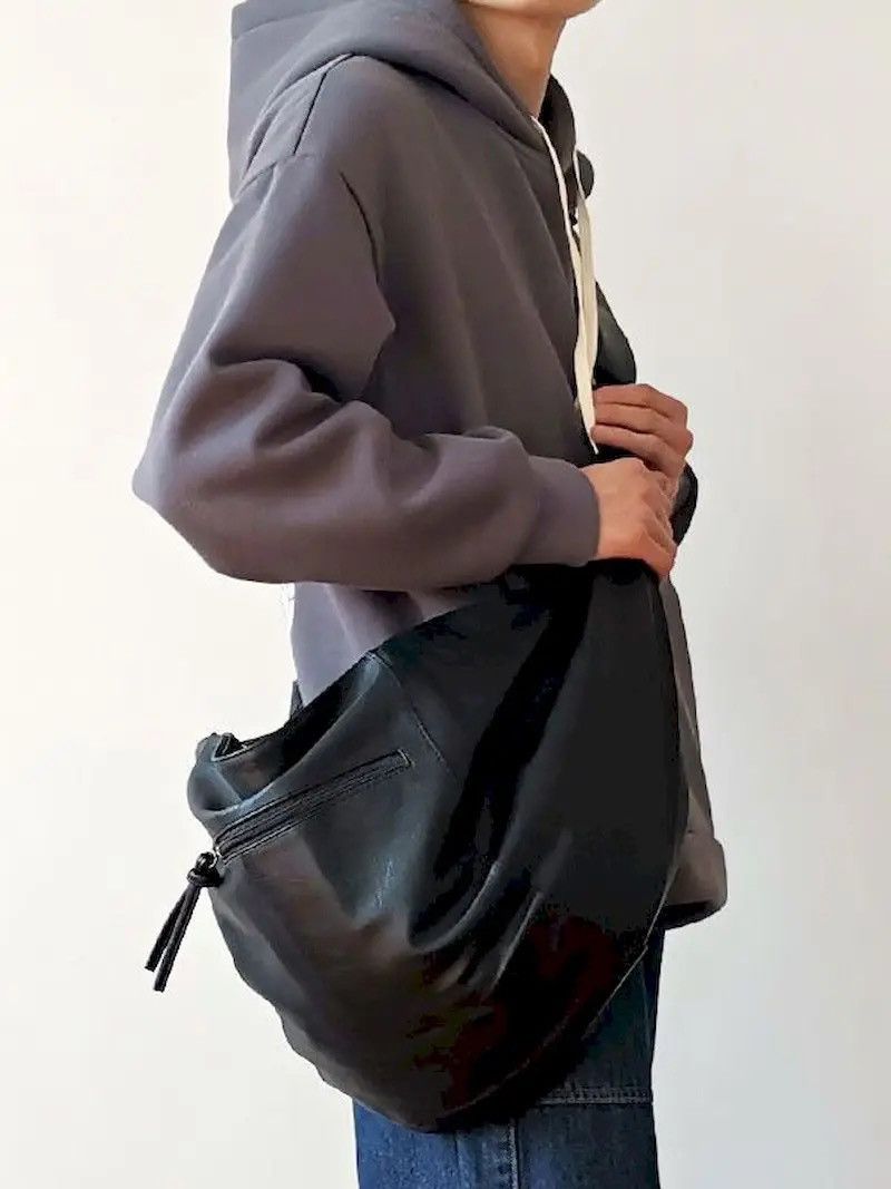 Japanese Brand Y2K Versatile Leather Messenger Bags Size ONE SIZE - 4 Thumbnail