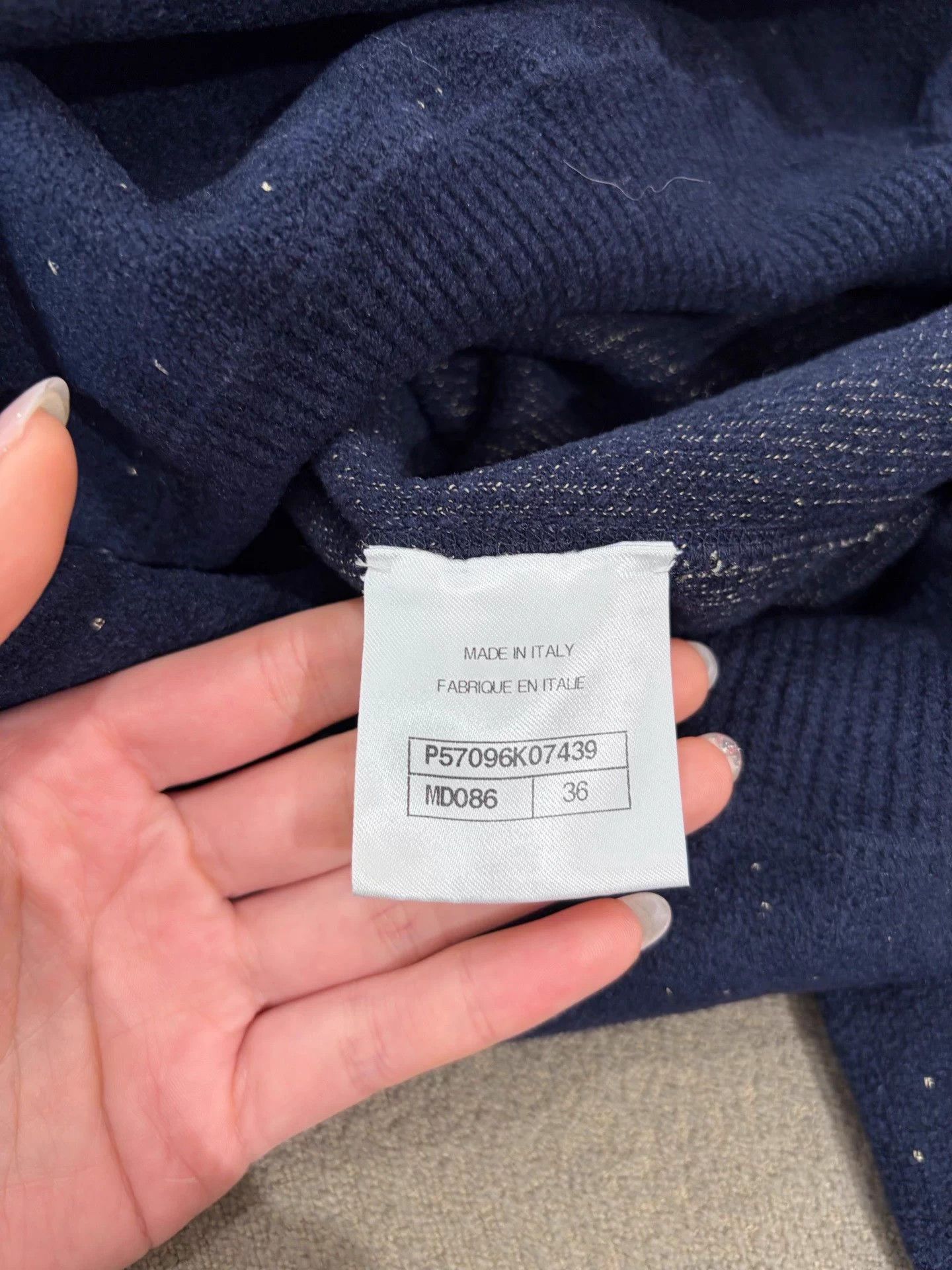 Chanel CHANEL Deep Blue Double C Star Knit Sweater 36 Size XS / US 0-2 / IT 36-38 - 4 Thumbnail
