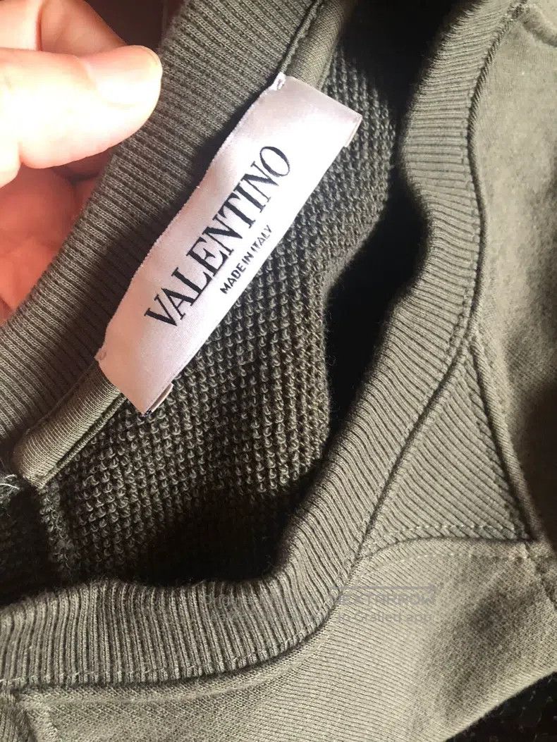 Valentino Valentino Sequins adorn the sweatshirt Size S / US 4 / IT 40 - 3 Thumbnail