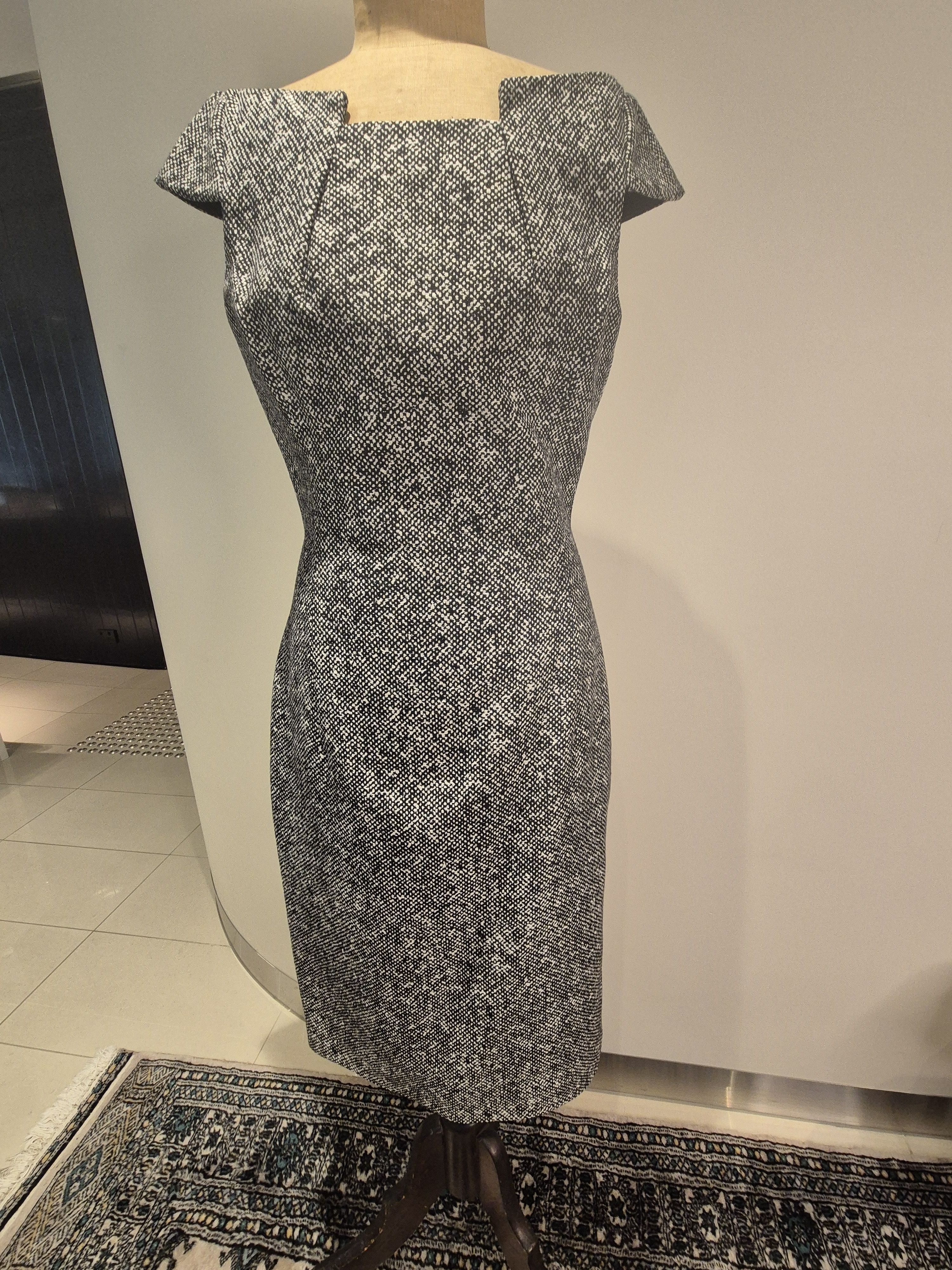 Michael Kors Michael Kors wool tweed cap sleeve dress Size M / US 6-8 / IT 42-44 - 1 Thumbnail