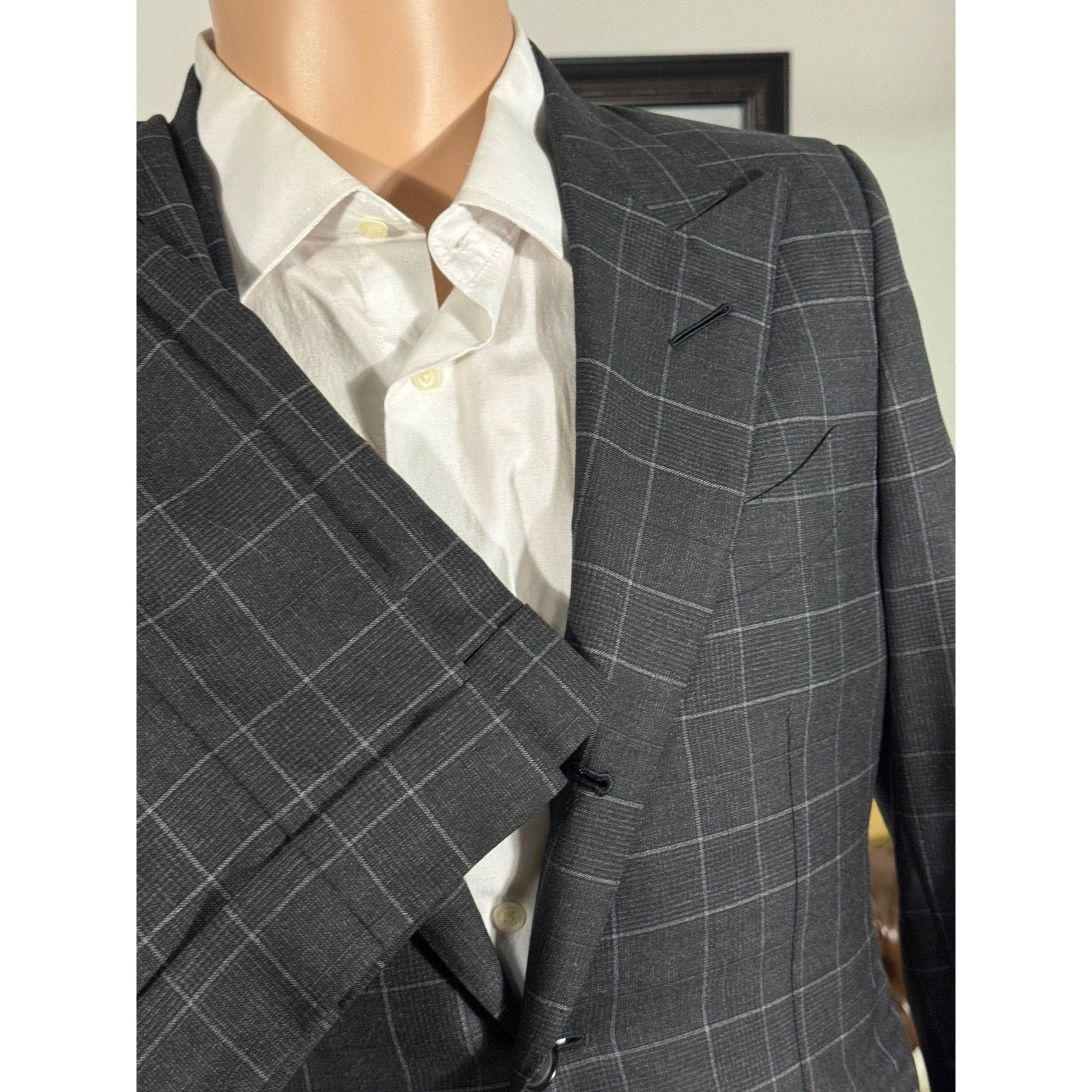 Tom Ford Tom Ford 2pc Charcoal Prince of Wales Peak Suit 36S 31x32 Size 36S - 13 Thumbnail