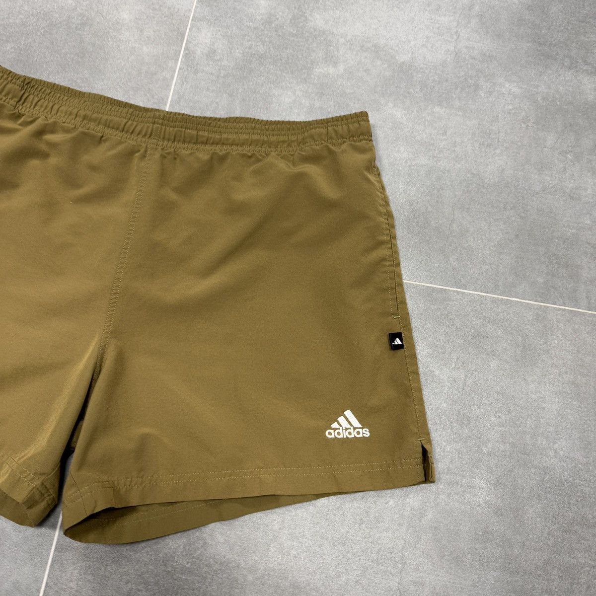 Adidas × Vintage Vintage Adidas Shorts Size M Size US 32 / EU 48 - 4 Thumbnail