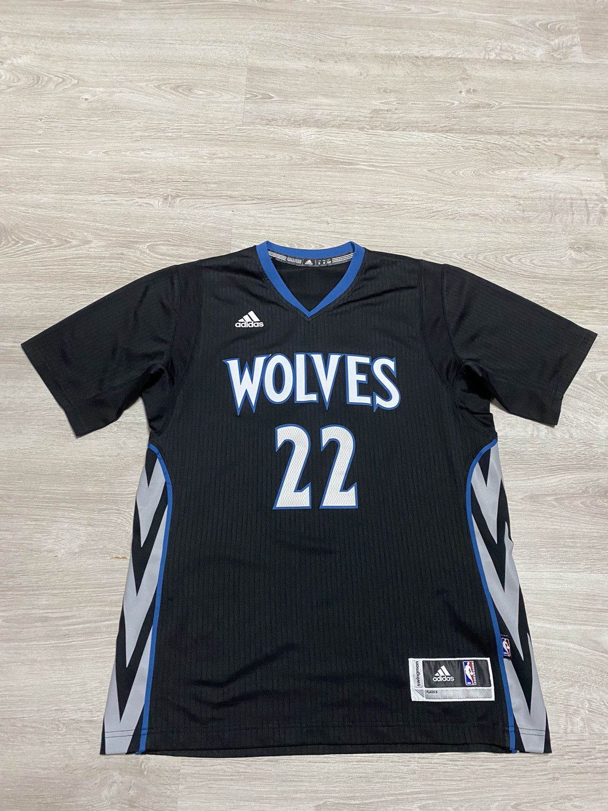Adidas Minnesota Timber Wolves 22 Wiggins NBA Jersey Size XL