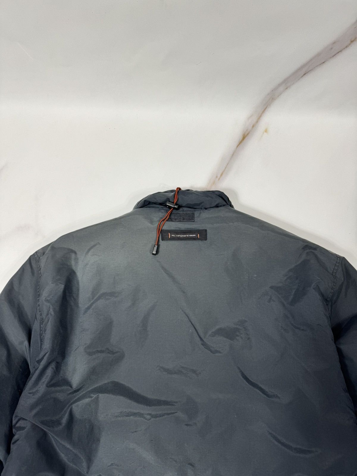 Nike ACG Vintage Nike ACG Distressed Down Jacket Size US L / EU 52-54 / 3 - 19 Thumbnail