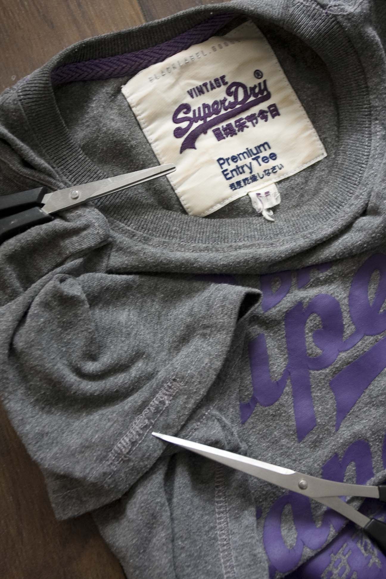 Superdry Superdry T Shirt Size M Logo Spell Out Gray Size US M / EU 48-50 / 2 - 4 Thumbnail
