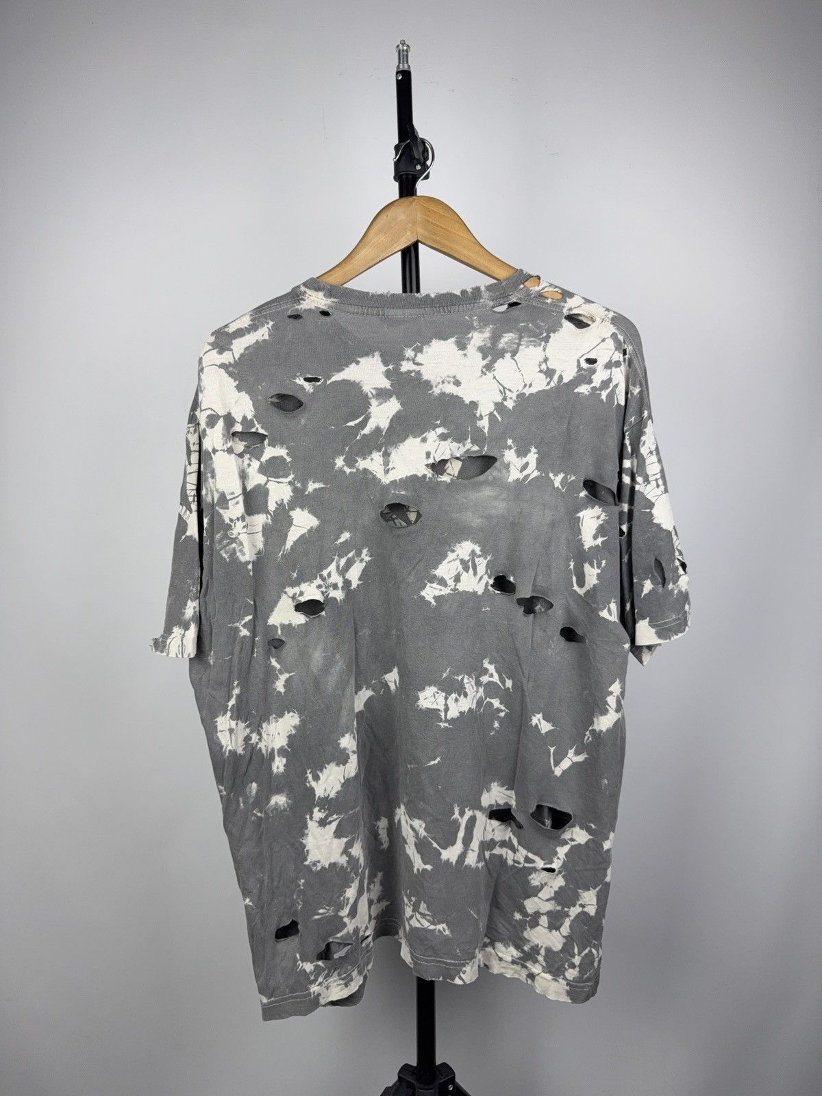 Japanese Brand Retro 90s Destroyed Bleached Tie Dye Distressed Grunge Tee Size US L / EU 52-54 / 3 - 6 Thumbnail