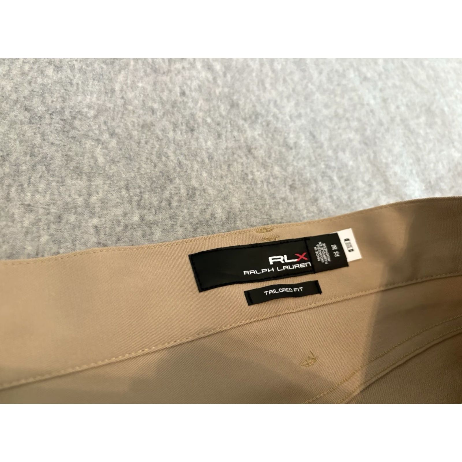 RLX Ralph Lauren RLX Ralph Lauren Golf Pants Khaki Mens 38x32 Tailored Fit NWT Beige Solid Flat Front Polyester Elastane Mens Golf Pants 38x32 NWT Size US 38 / EU 54 - 3 Thumbnail