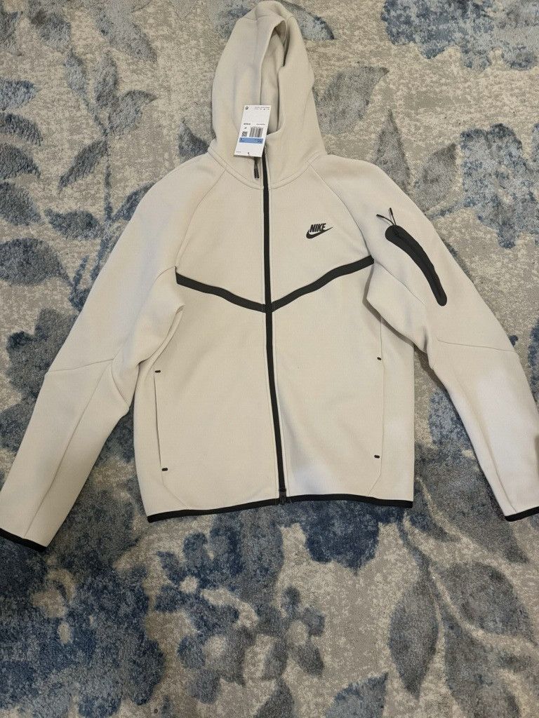 Nike Nike tech hoodie Size US M / EU 48-50 / 2 - 1 Thumbnail