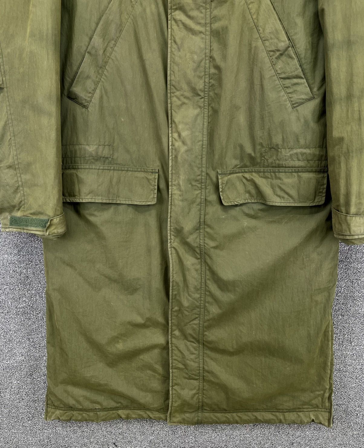 L.L. Bean Vintage L.L. Bean Military Army Trashed Long Jacket Size US M / EU 48-50 / 2 - 3 Thumbnail
