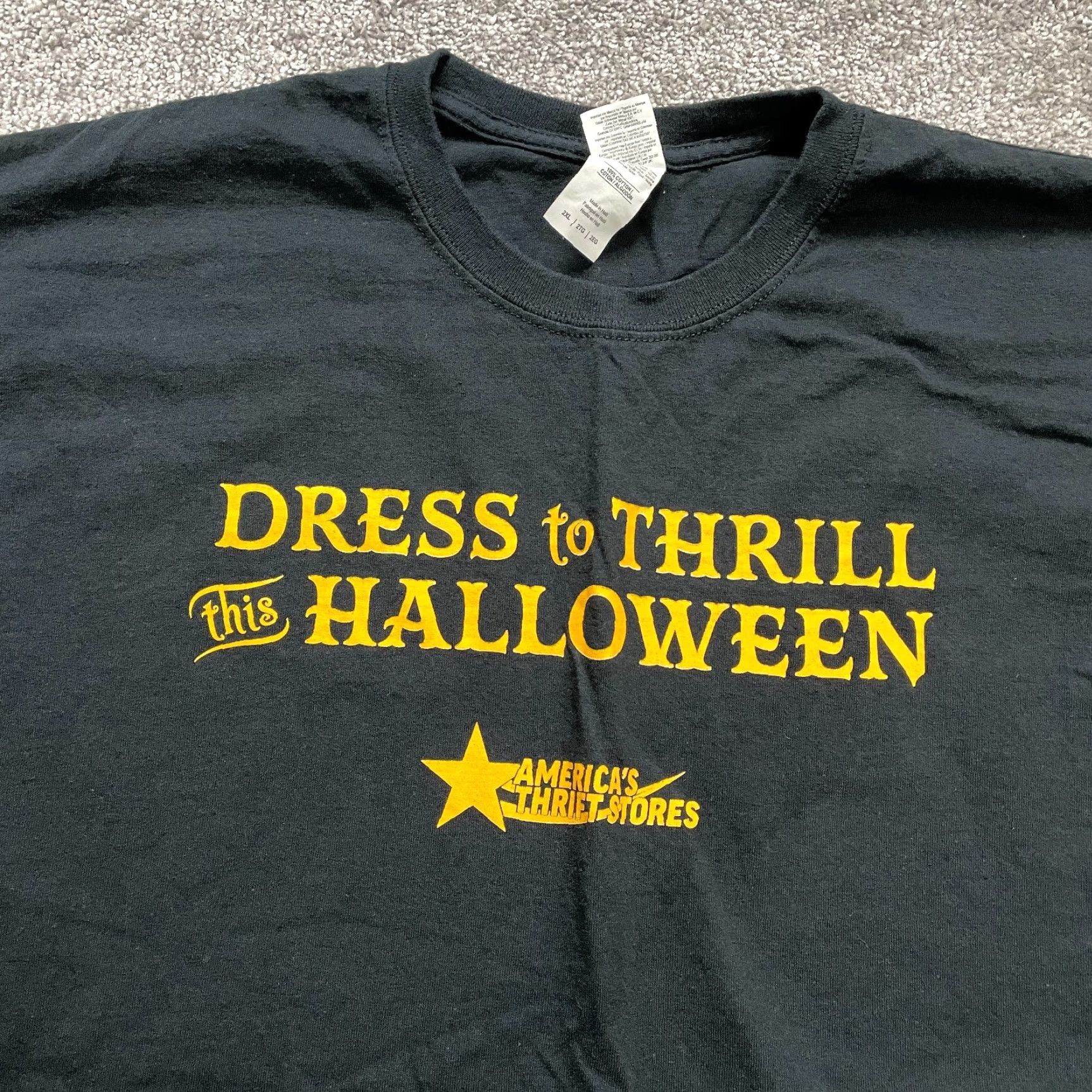 Gildan VINTAGE Gildan Ultra Cotton T-Shirt Unisex Adults 2XL Black Halloween Crew Neck Graphic Tee Size US XXL / EU 58 / 5 - 3 Thumbnail