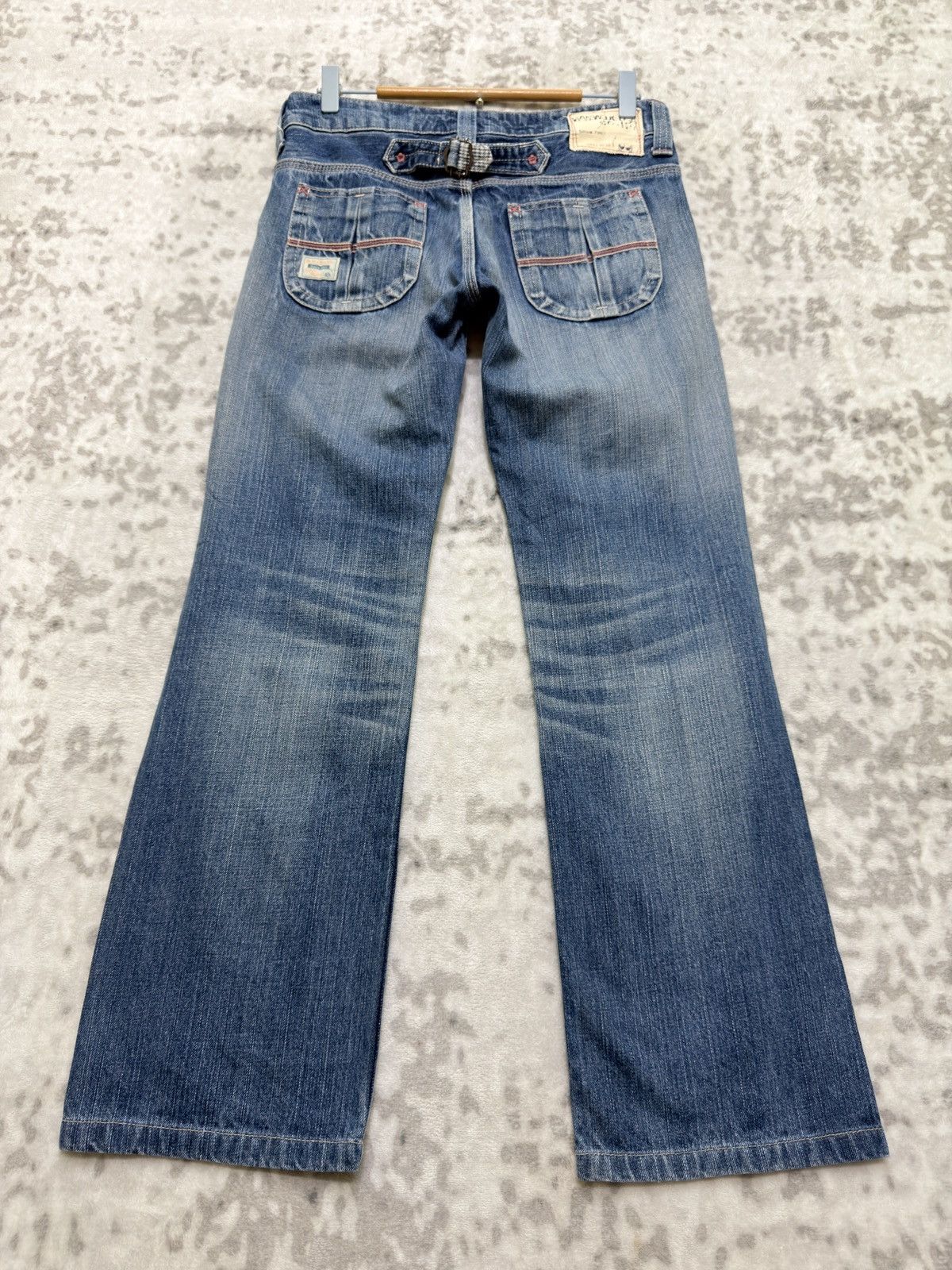 Japanese Brand Y2K Betty Smith Straight Cut Buckle Back Low Rise Denim Size 29" - 1 Thumbnail