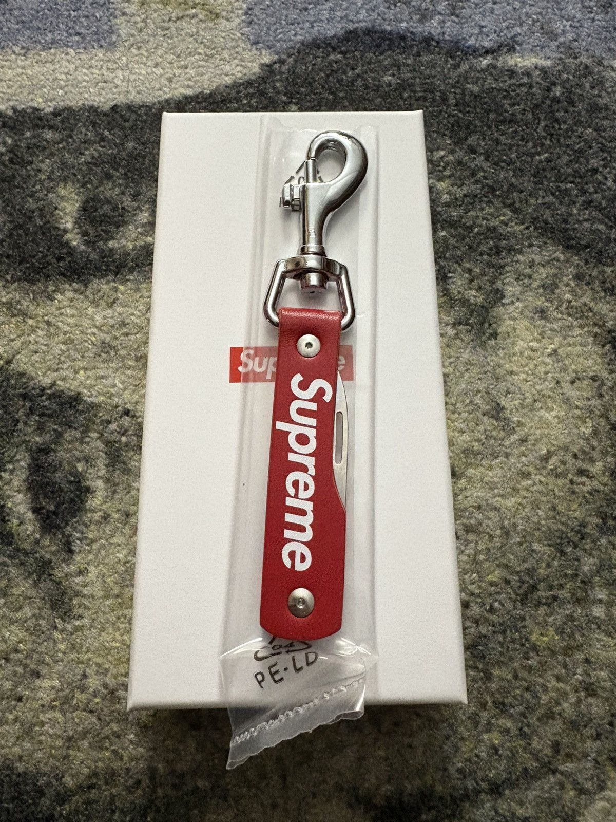 Supreme Supreme Leather Clip Knife Red Size ONE SIZE - 2 Thumbnail