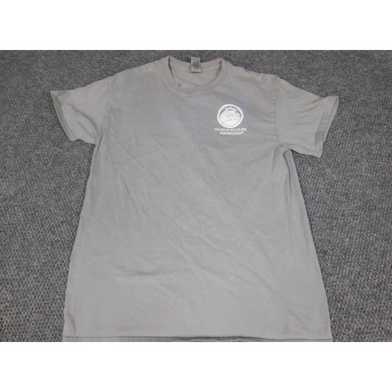 Gildan Gildan Georgia Wildlife Mens T-Shirt Short Sleeve Crew Neck Gray M Animals Dog Cotton Blend Polyester Logo Size US M / EU 48-50 / 2 - 2 Thumbnail