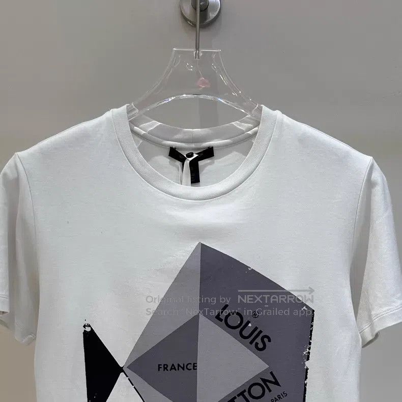 Louis Vuitton Louis Vuitton White geometric printed cotton-crewneck shor Size US XS / EU 42 / 0 - 2 Thumbnail