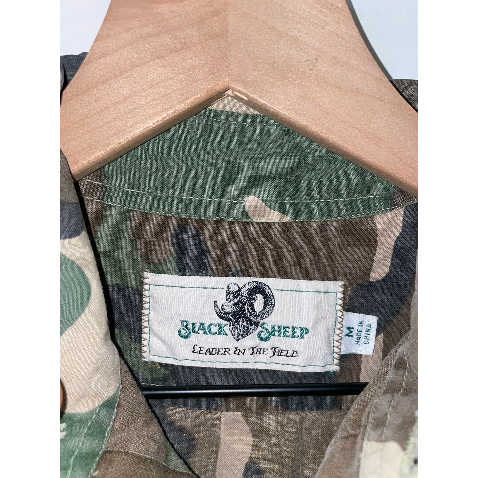 Black Sheep Vintage Camo Button Up Shirt Black Sheep Green Medium Size US M / EU 48-50 / 2 - 7 Thumbnail