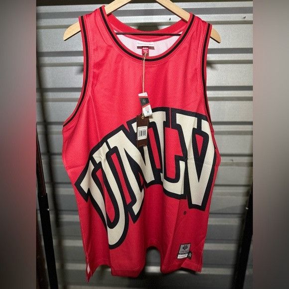 Mitchell & Ness NWT MITCHELL & NESS UNLV NCAA BIG FACE FASHION TANK TOP SZ 2 Size US XXL / EU 58 / 5 - 1 Thumbnail