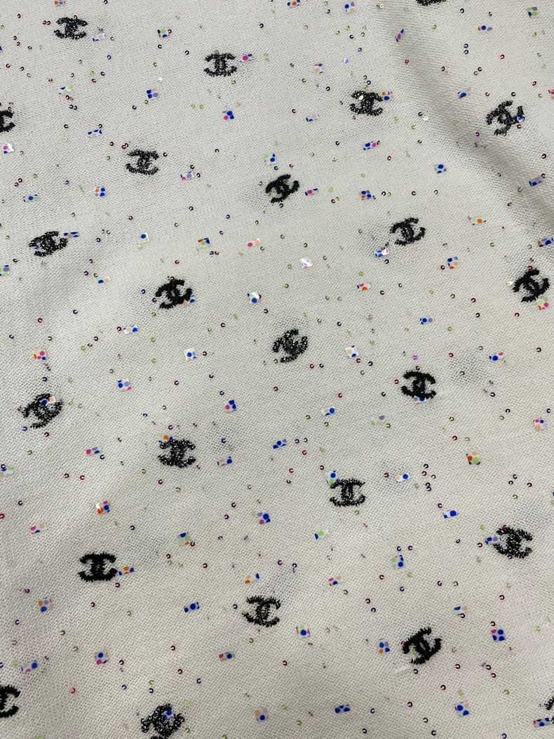 Chanel chanel White sequin double C full logo full of stars long Size M / US 6-8 / IT 42-44 - 2 Thumbnail