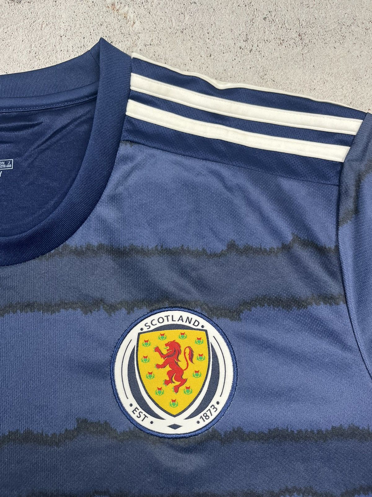 Adidas SCOTLAND NATIONAL ADIDAS 2020 FOOTBALL HOME JERSEY SIZE XXL Size US XXL / EU 58 / 5 - 5 Thumbnail