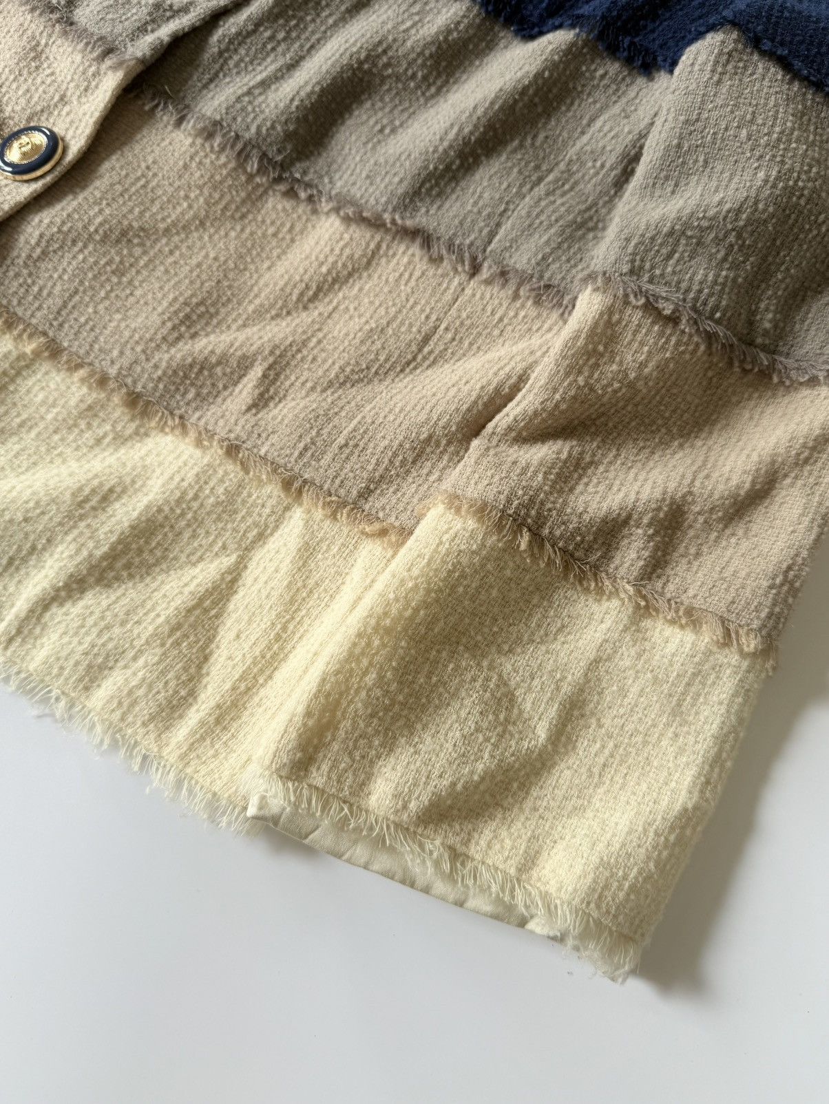 Chanel Vintage Chanel 2000’s Cruise Collection Tweed Jacket Size XS / US 0-2 / IT 36-38 - 4 Thumbnail