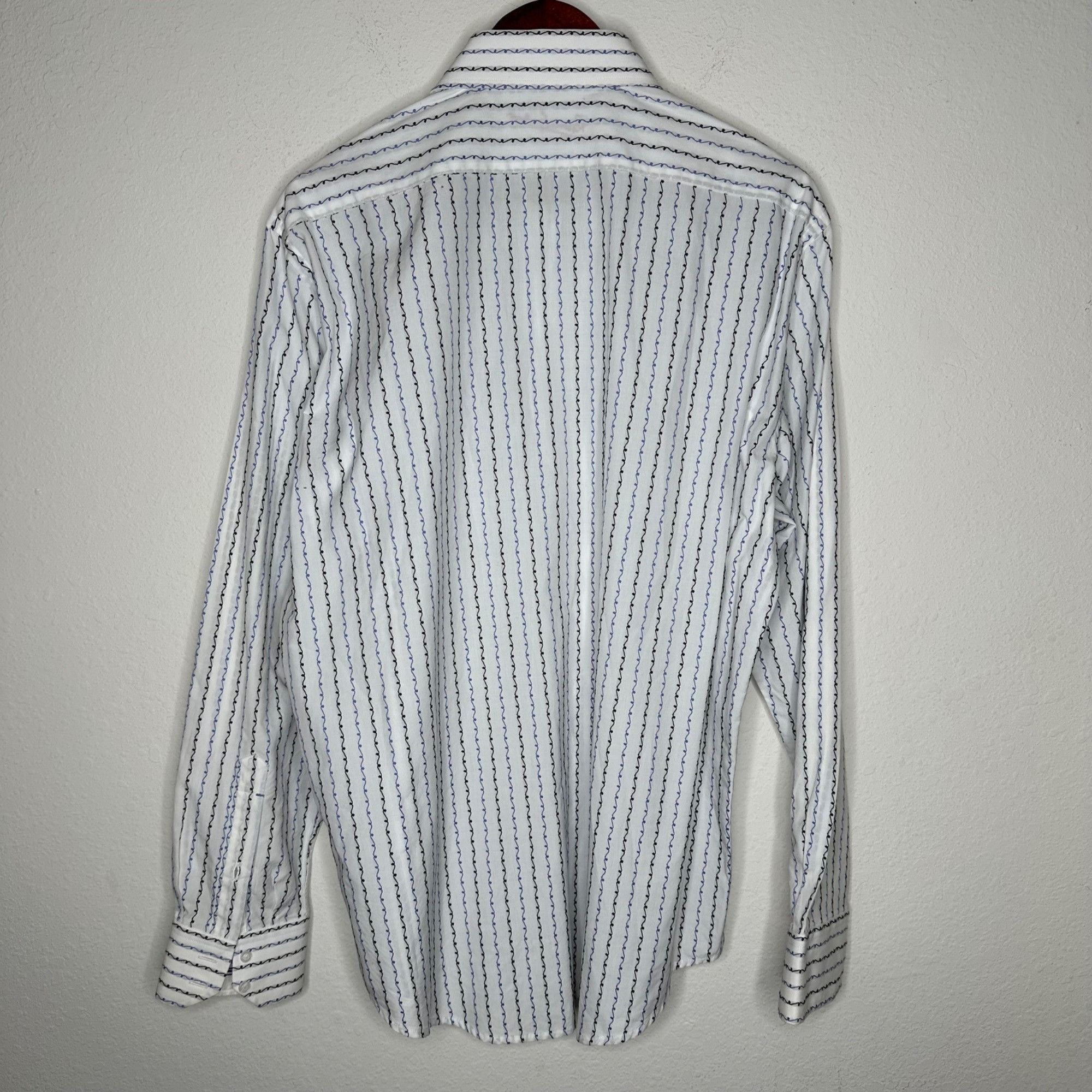 Robert Graham Robert Graham button down Striped white Shirt Sz L/XL Size US XL / EU 56 / 4 - 2 Thumbnail