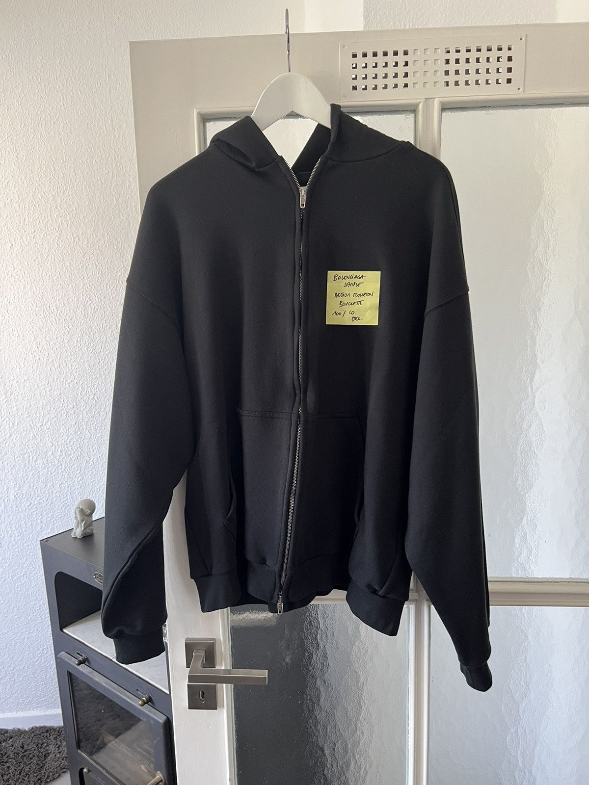 balenciaga post it note