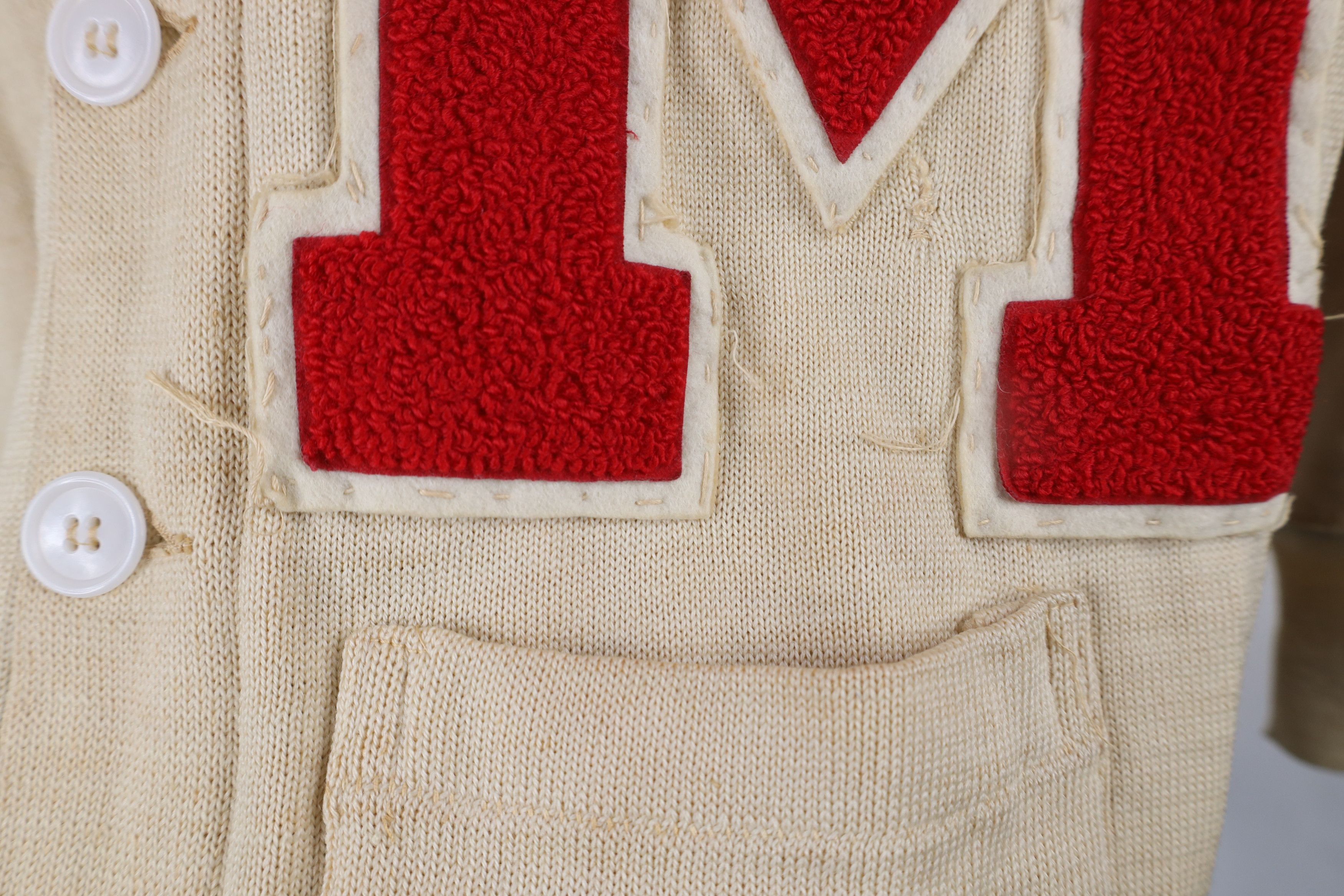 Vintage Vintage 50s Track Varsity Letterman Cardigan Sweater USA Size US L / EU 52-54 / 3 - 6 Thumbnail