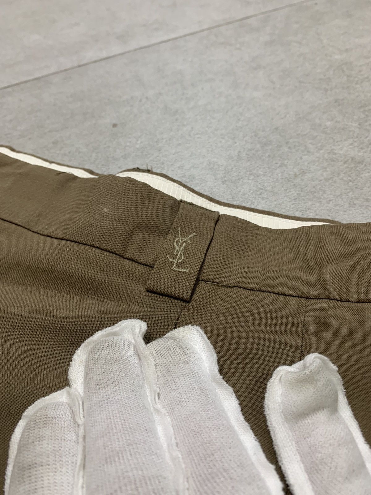 Yves Saint Laurent 90s Vintage Brown faded Yves Saint Laurent chino trousers Size US 39 - 3 Thumbnail