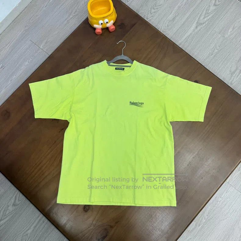 Balenciaga Balenciaga Coca-Cola Short Sleeve Neon Green Size US L / EU 52-54 / 3 - 1 Thumbnail
