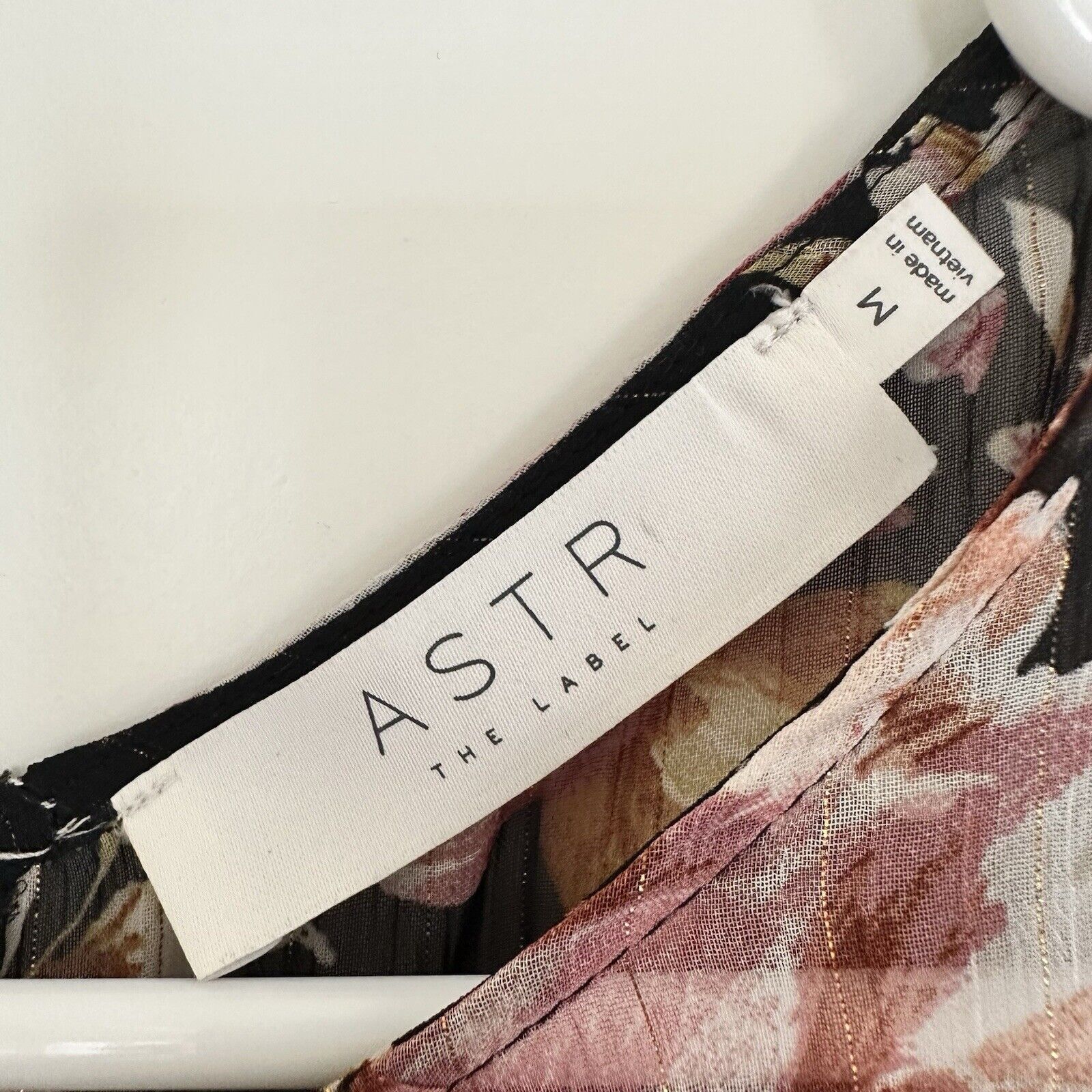 ASTR The Label ASTR The Label Flutter Sleeve Floral Maxi Dress Size M Size M / US 6-8 / IT 42-44 - 8 Thumbnail