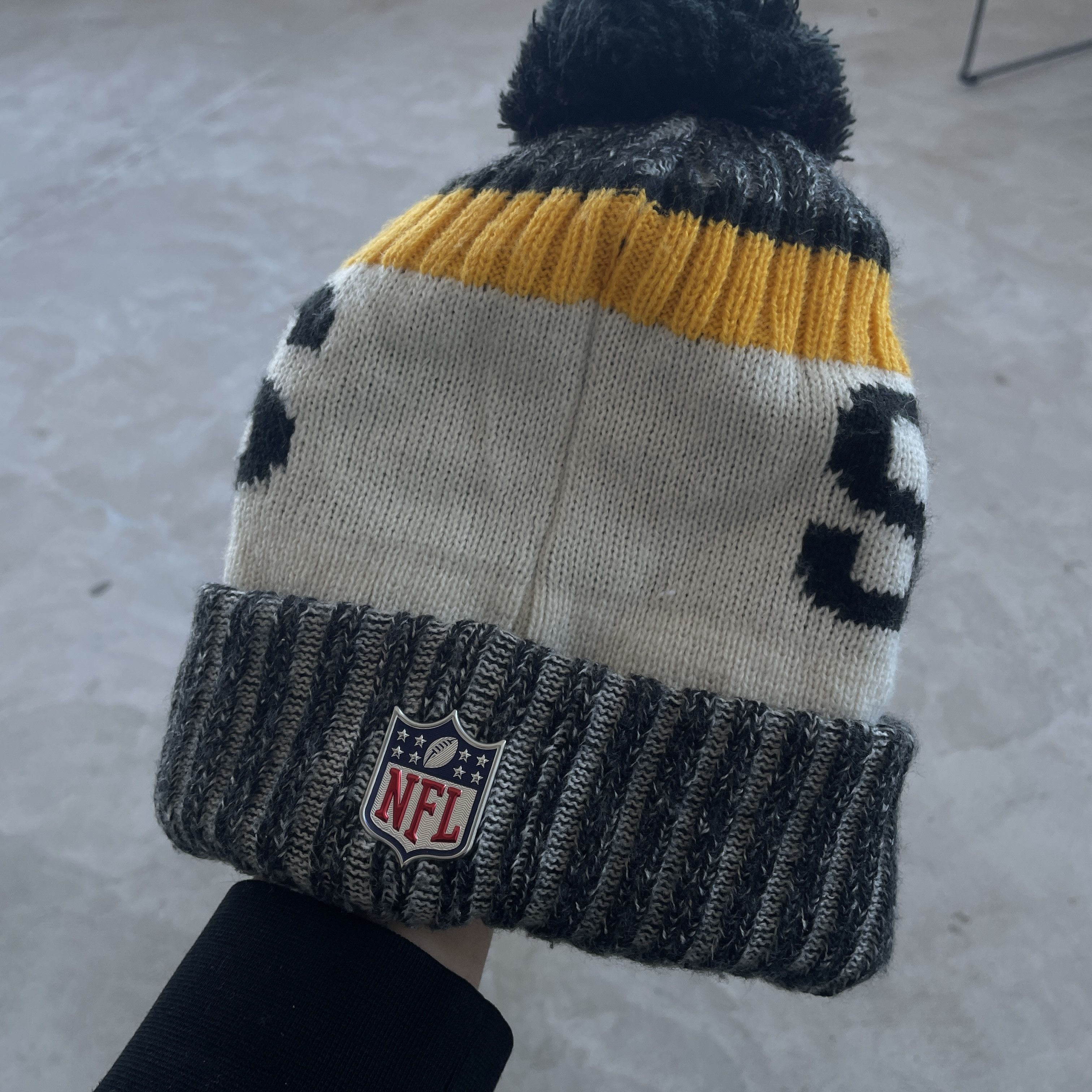 NFL Vintage Pittsburgh Steelers Beanie NFL Football Hat Size ONE SIZE - 4 Thumbnail