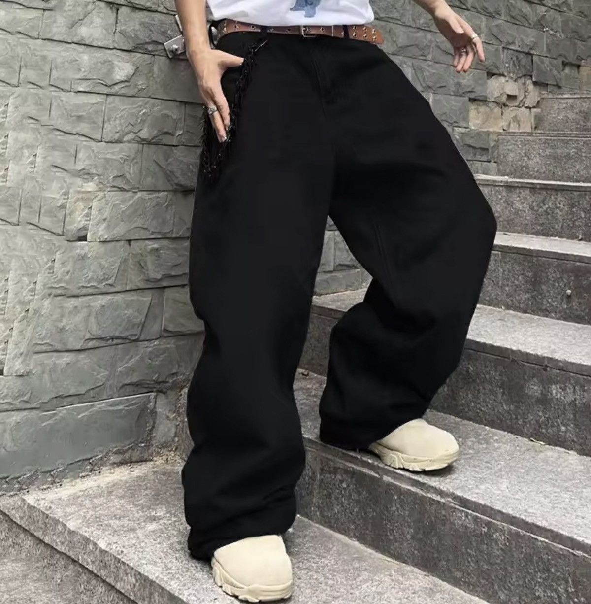 VIBE Solid Color Simple Style Baggy Jeans Daily Size US 32 / EU 48 - 3 Thumbnail