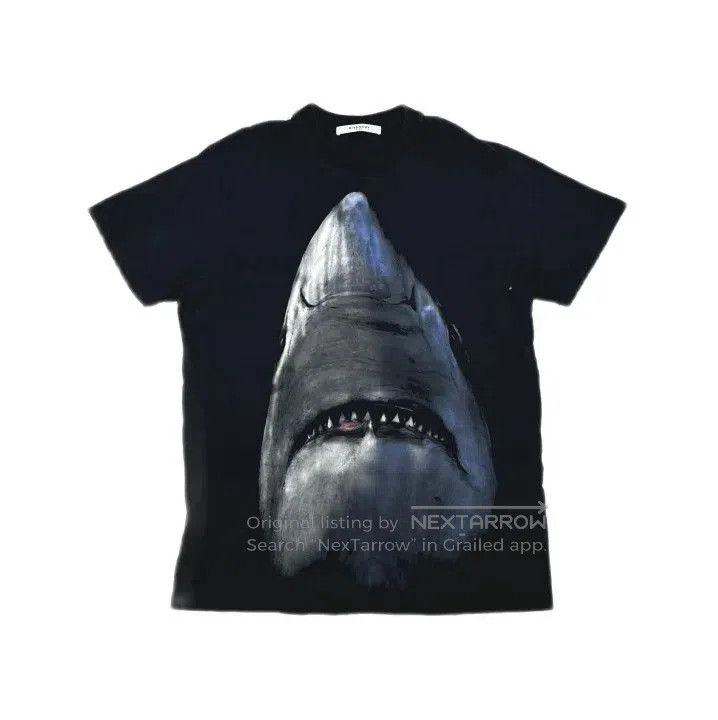 Givenchy Givenchy Shark Print Unisex Short-Sleeve T-Shirt. Size US XS / EU 42 / 0 - 2 Thumbnail
