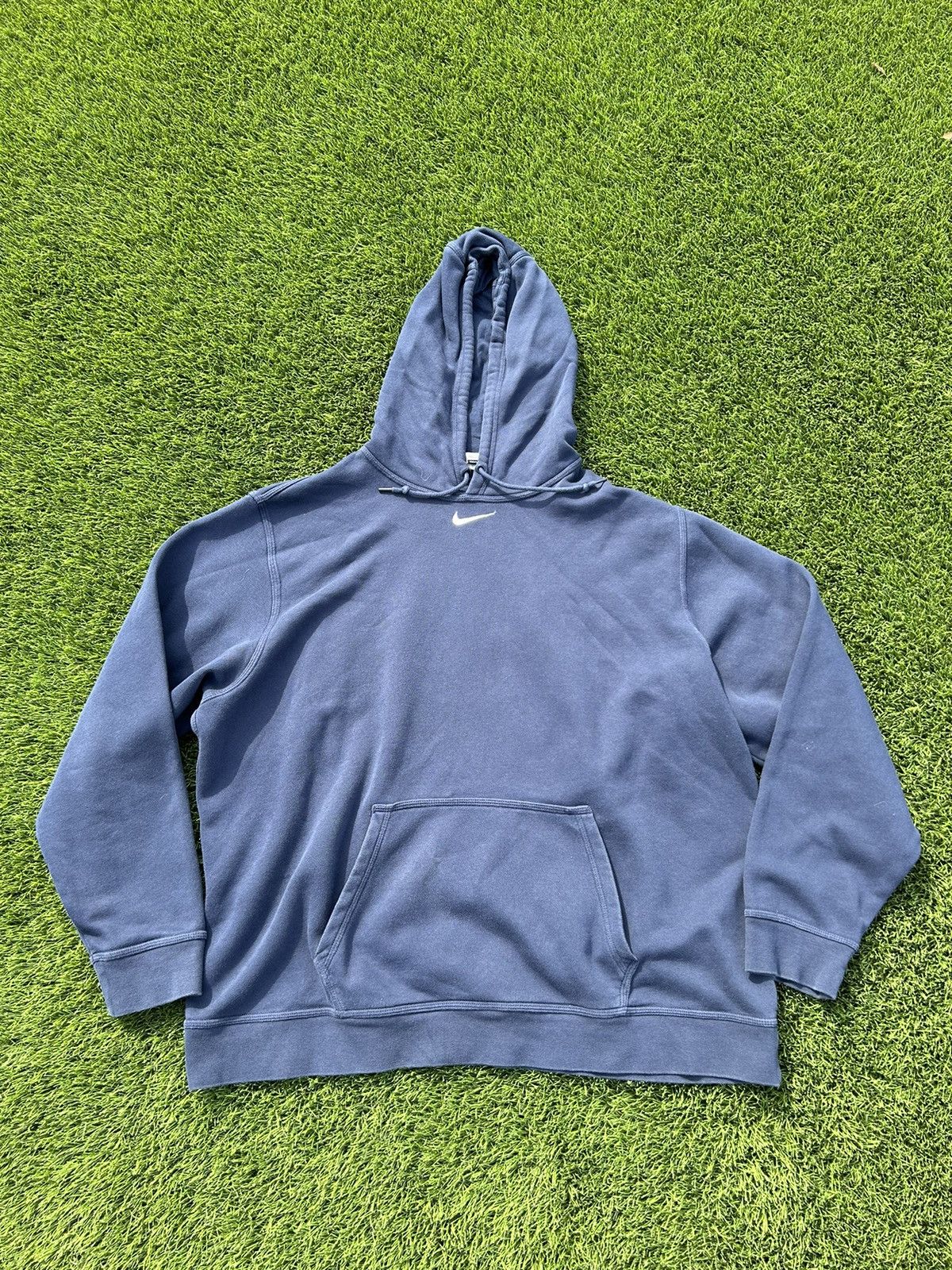 image of Vintage Nike Y2K Center Swoosh Hoodie in Blue, Men's (Size 2XL)