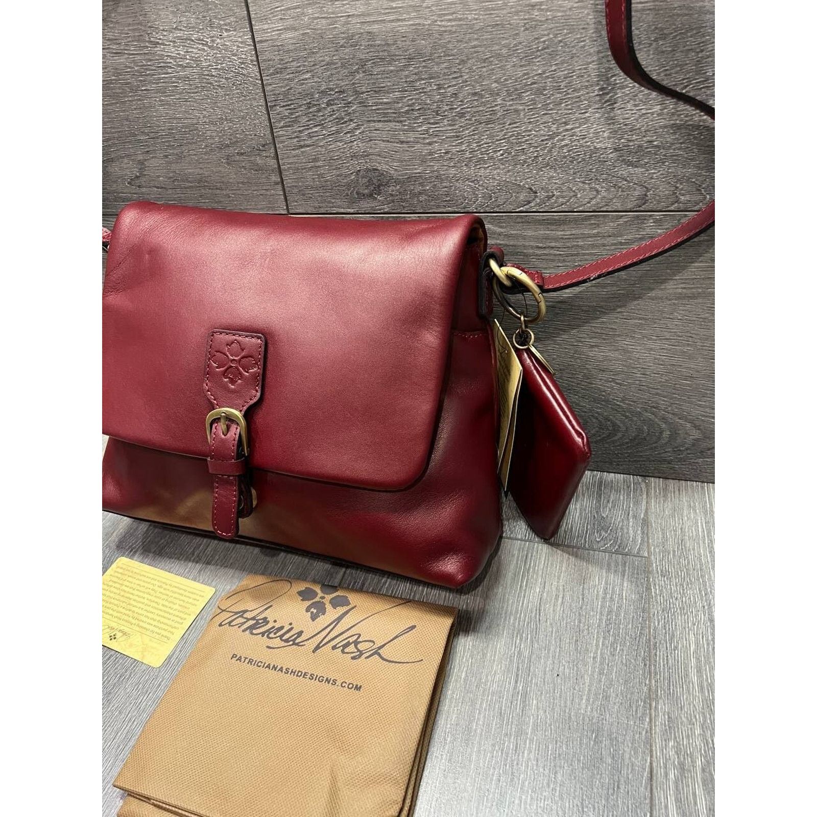 Patricia Nash Patricia Nash Mili Leather Medium Flap Maroon Bag A683655 Size ONE SIZE - 8 Thumbnail