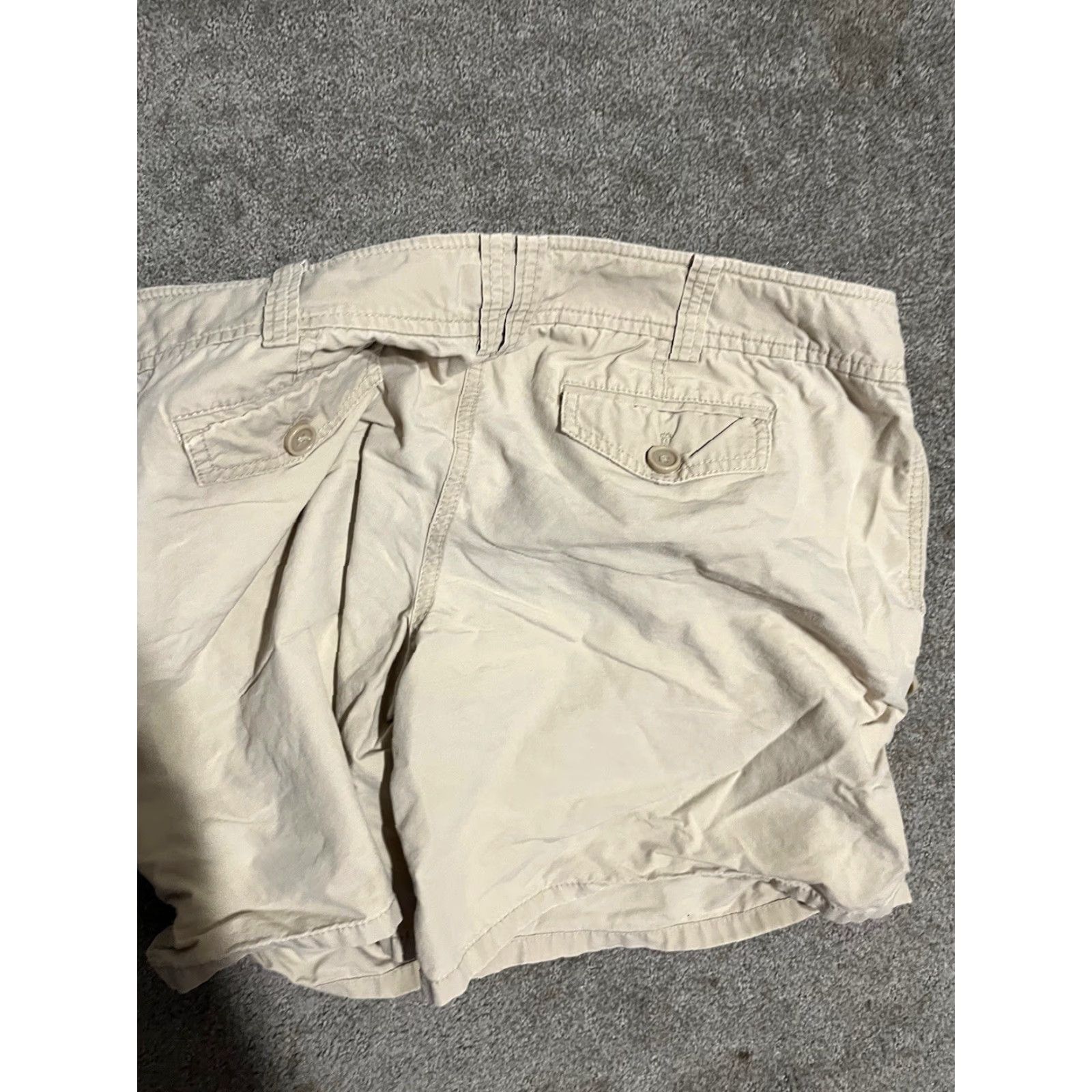 Loft VINTAGE LOFT Women's Shorts 6 Beige Chino Flat Front Casual Low Rise 4in Inseam Size 28" / US 6 / IT 42 - 3 Thumbnail