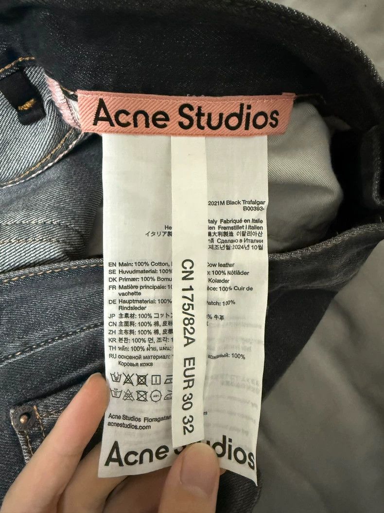 Acne Studios acne studios Black splashy jeans 2502-Nextarrow Size US 30 / EU 46 - 5 Thumbnail