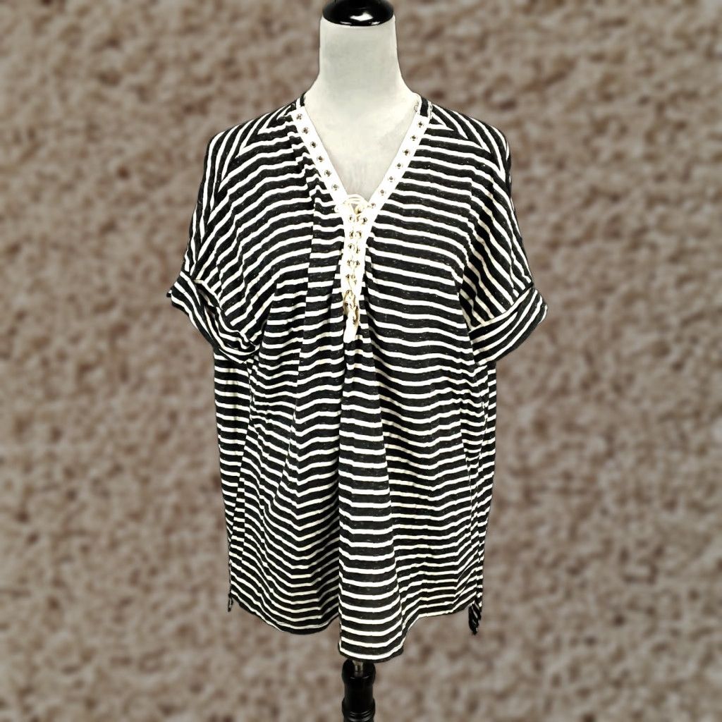 Vintage UMGEE Top Womens XL Black Ivory Striped Tunic Lace Up V-Neck Grommets Short Sleeve Bohemian Classic Nautical Tunic Shirt Womens XL Size XL / US 12-14 / IT 48-50 - 1 Thumbnail