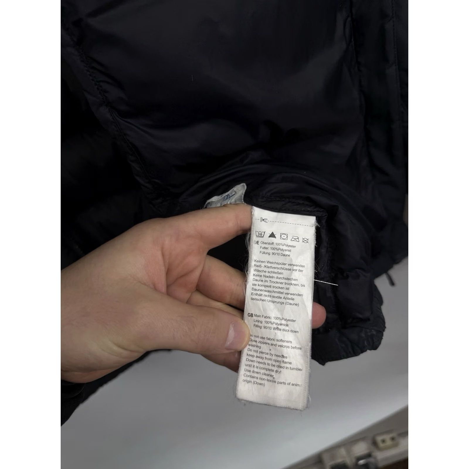 Mammut VINTAGE Mammut Puffer Jacket Women Down Y2K Rare Retro Black L Mens? Size L / US 10 / IT 46 - 7 Thumbnail