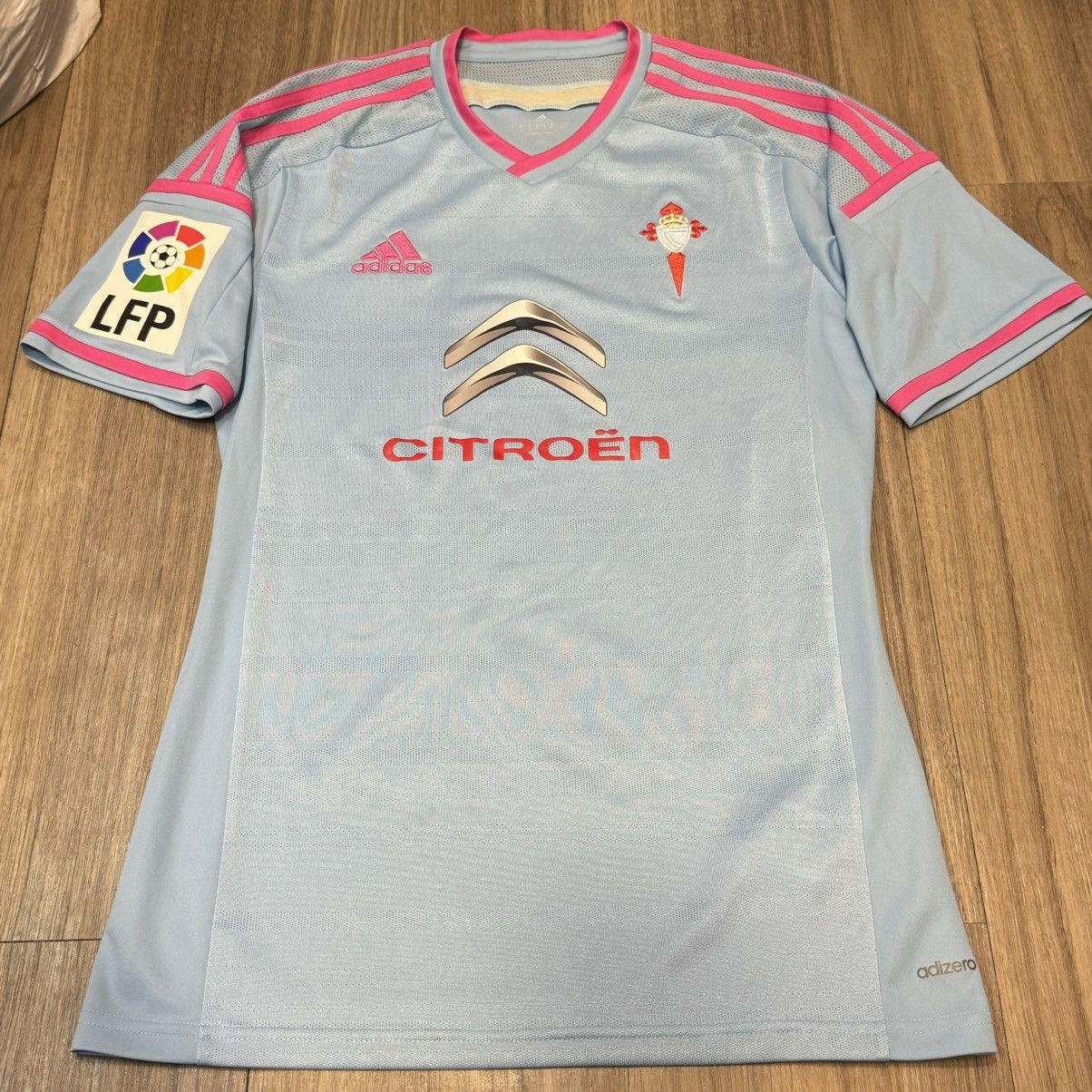 Adidas Celta 14/15 home shirt Size US S / EU 44-46 / 1 - 1 Thumbnail