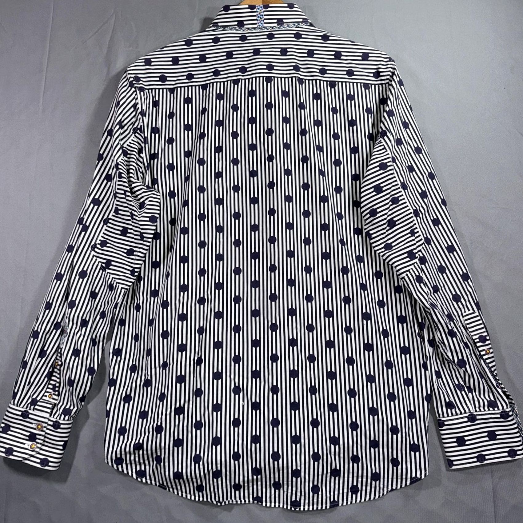 Robert Graham VINTAGE? No. (Oops) Size 46R - 2 Thumbnail