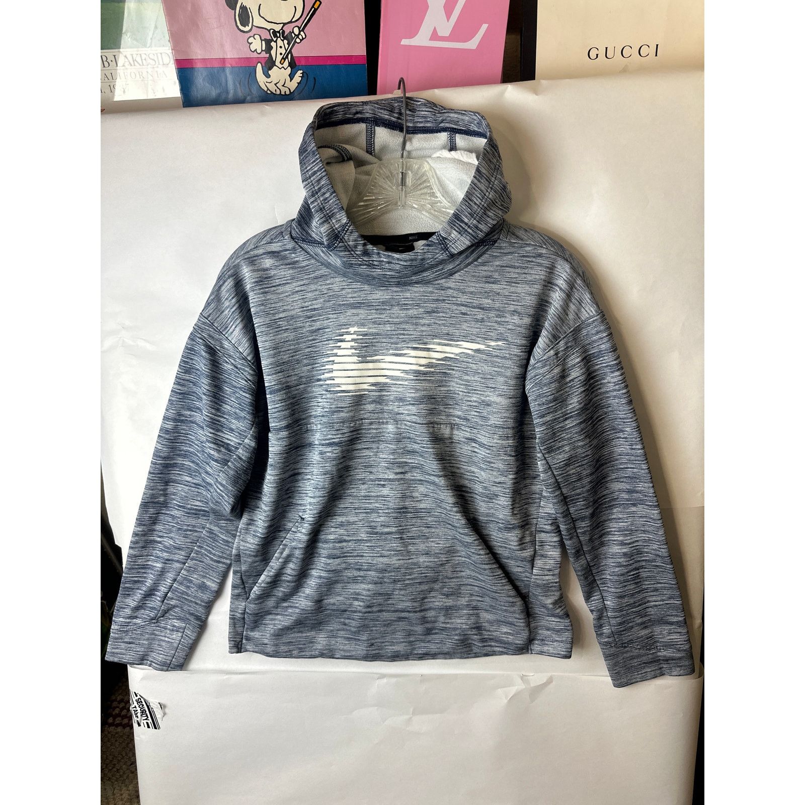 Nike Nike Sweatshirt Boys XL Gray Dri Fit Pullover Hoodie Size US 32 / EU 48 - 1 Thumbnail