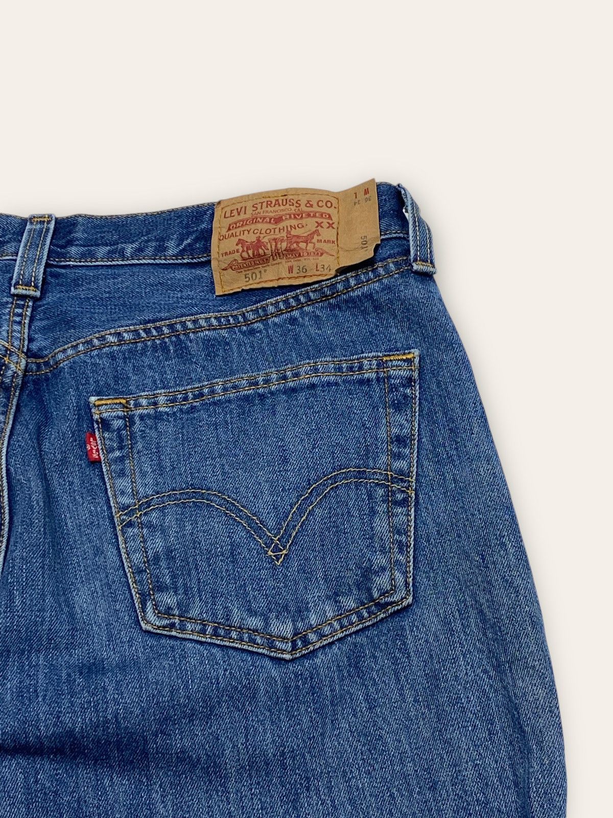 Jean Vintage LEVIS Blue Denim Jeans Made in Mexico 501 W36 L30 Size US 36 / EU 52 - 13 Thumbnail