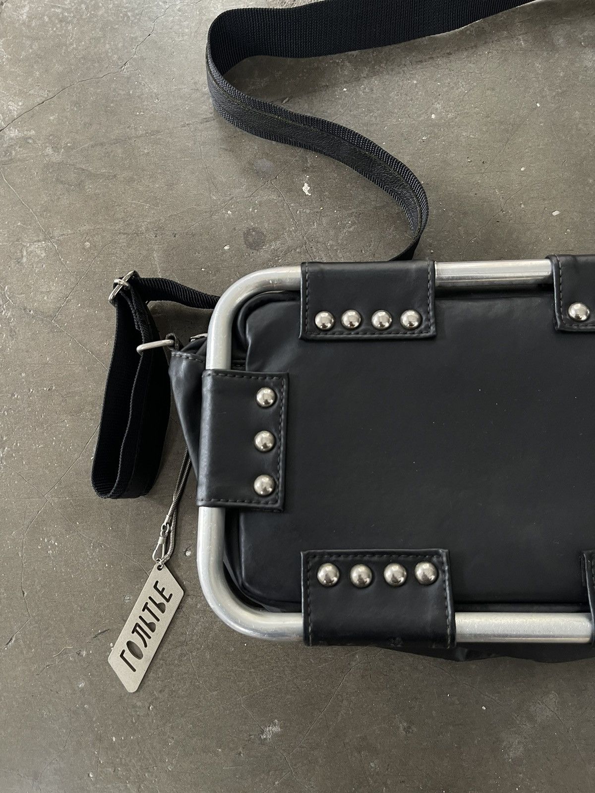 Jean Paul Gaultier Jean Paul Gaultier Metal Frame and Studs Shoulder/Cross Bag Size ONE SIZE - 3 Thumbnail