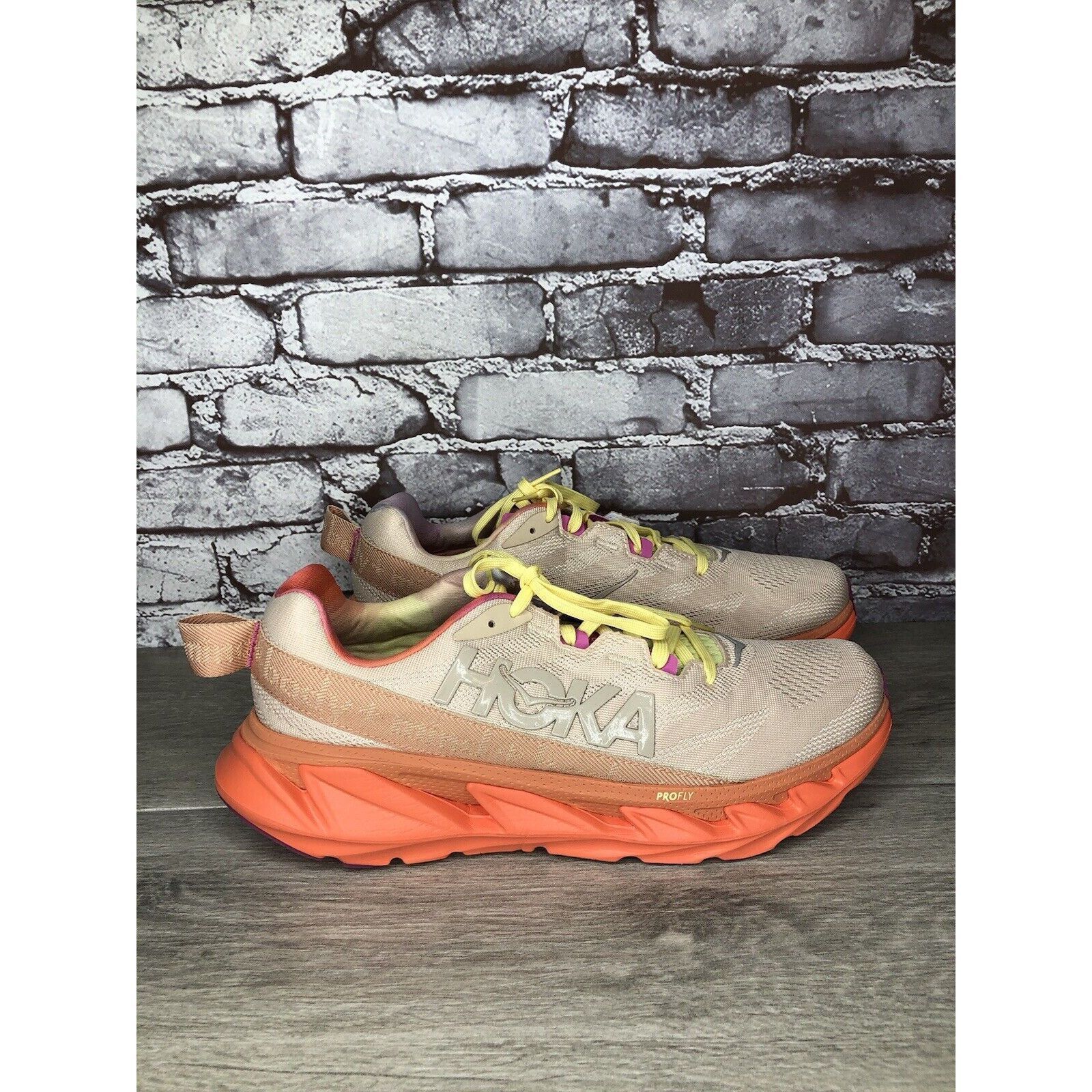 Hoka Hoka One One Elevon 2 Mental Health Sand Camelia Running Sho Size US 12 / IT 42 - 13 Thumbnail