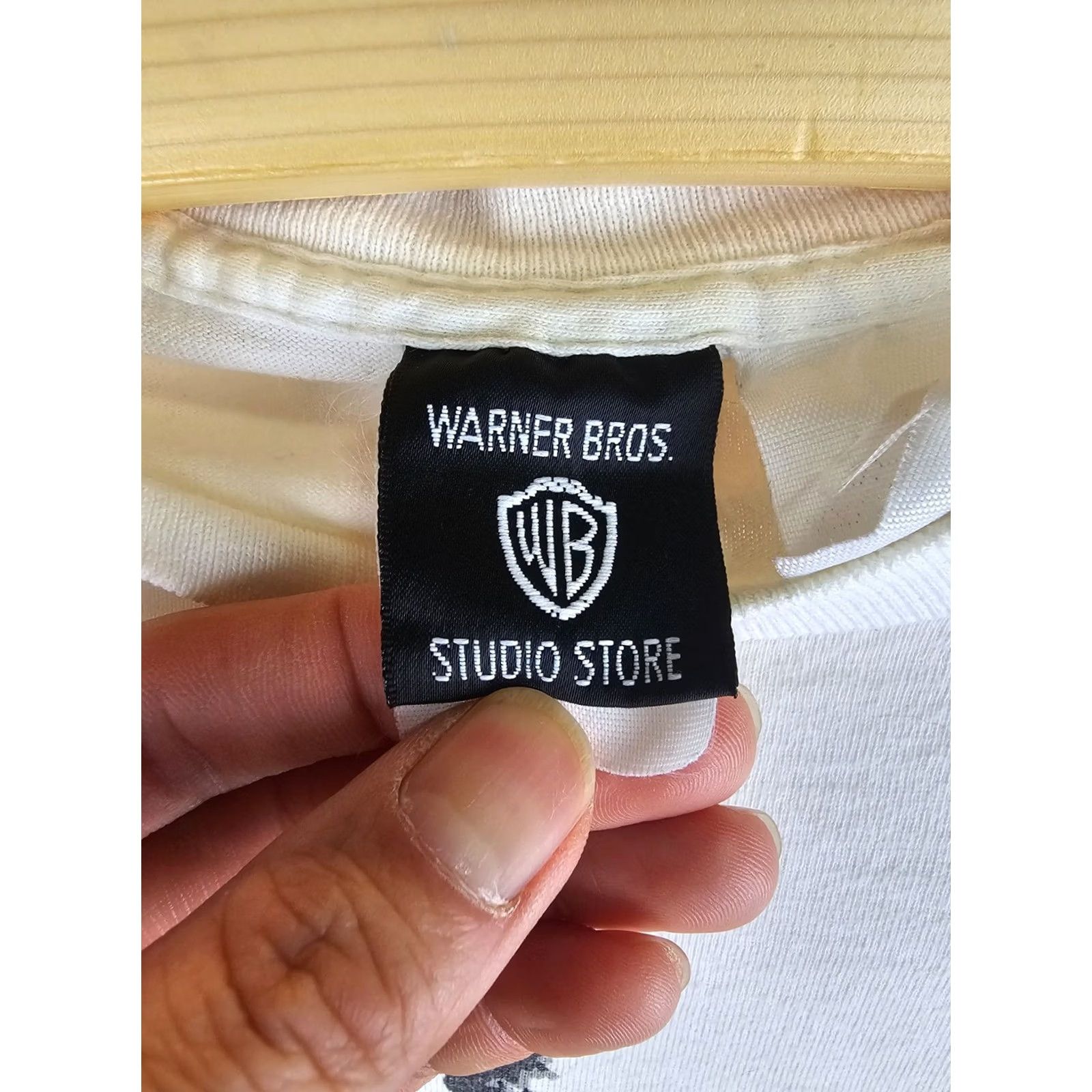Vintage VINTAGE Warner Bros. TAZ IT'S JUST A GAME T-SHIRT SZ L White Cotton Short Sleeve Round Neck Mens 1996 2 SIDE PRINTS 21 INCH 28 INCH Size US L / EU 52-54 / 3 - 3 Thumbnail