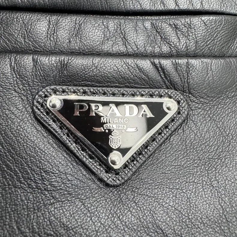 Prada Prada Sheepskin stitched nylon jacket Size US L / EU 52-54 / 3 - 3 Thumbnail