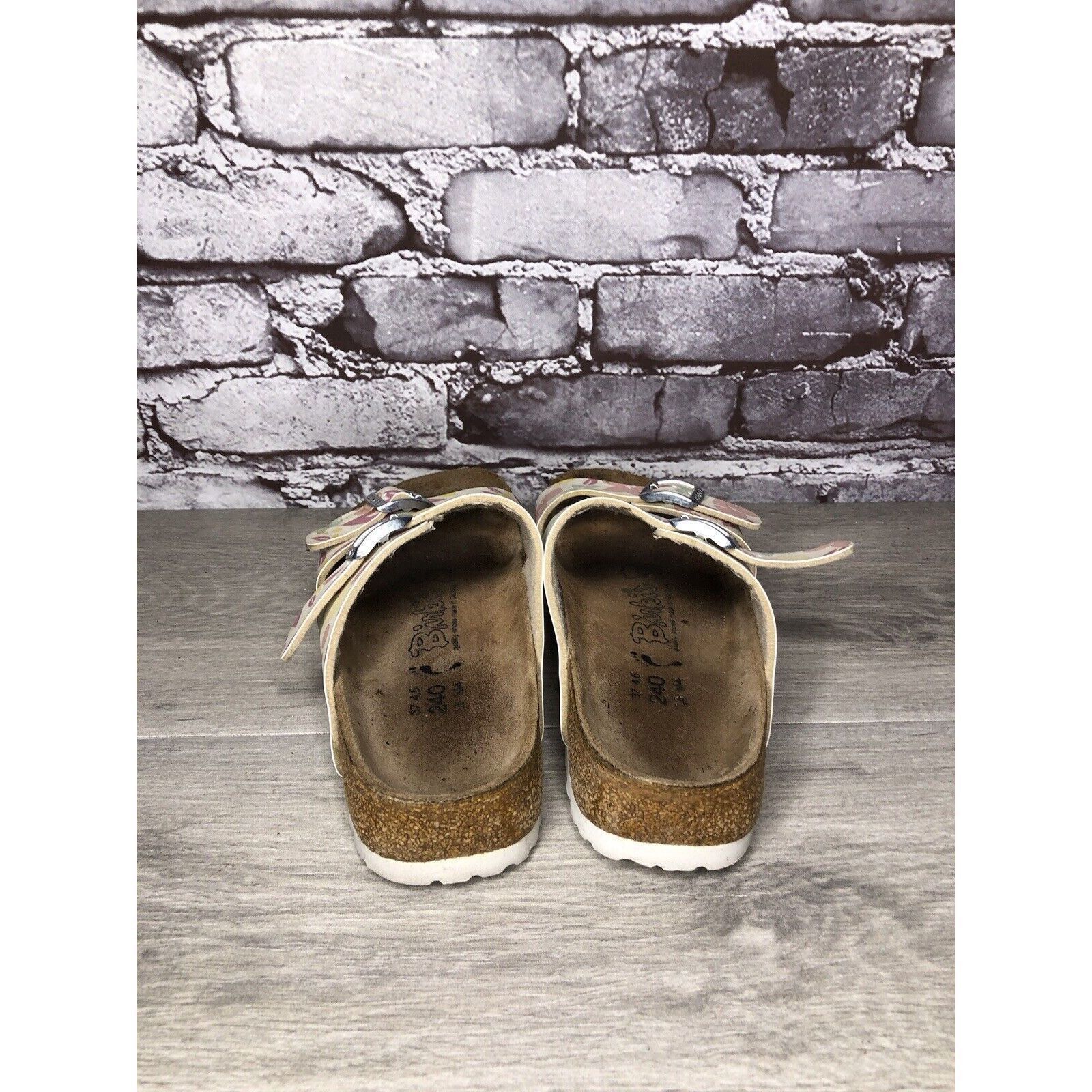 Birkenstock Birki's Birkenstock Pink Leather Floral Slides Sandals Women Size US 6.5 / IT 36.5 - 24 Thumbnail